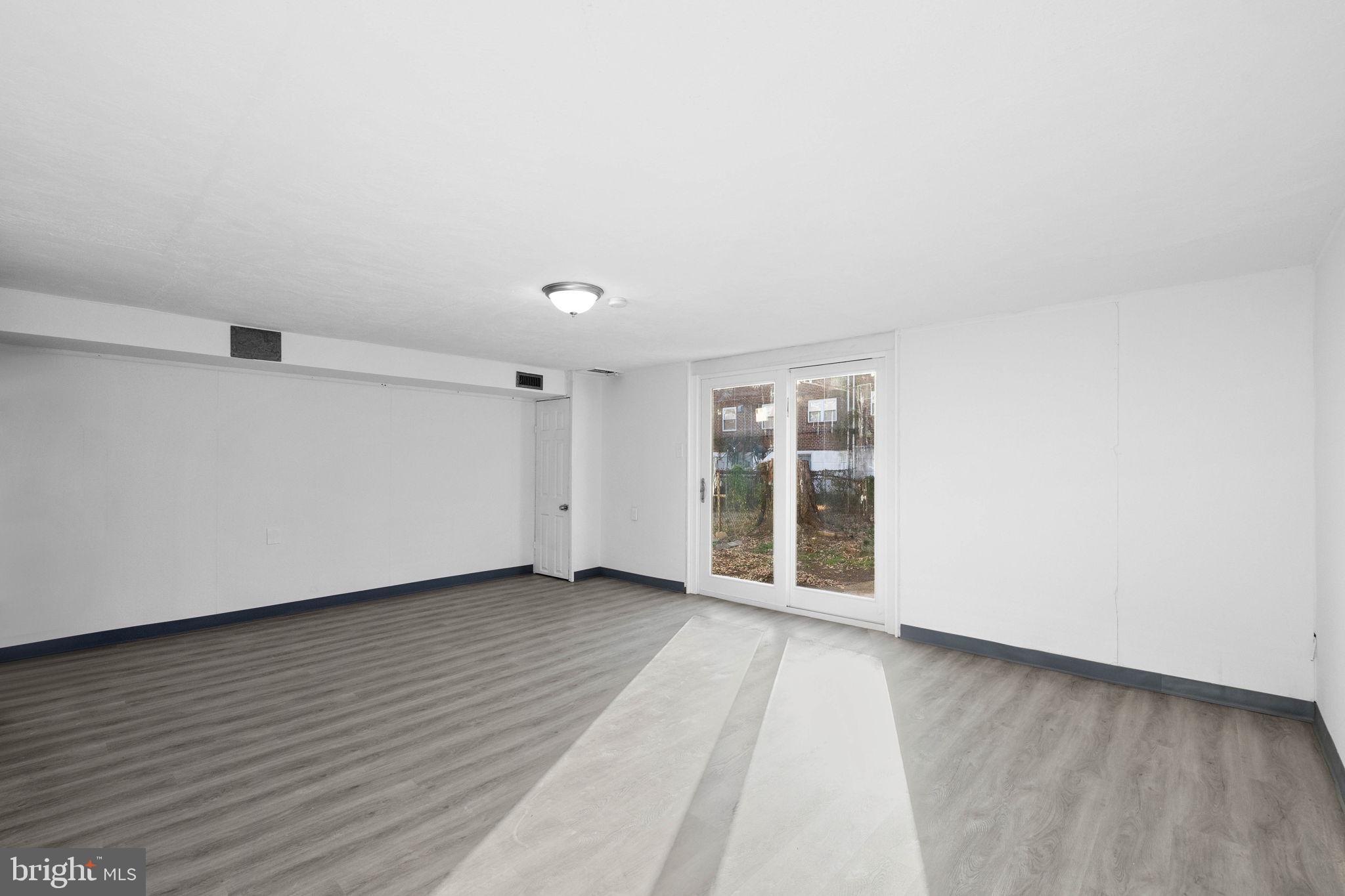 TOBY FARMS - Residential