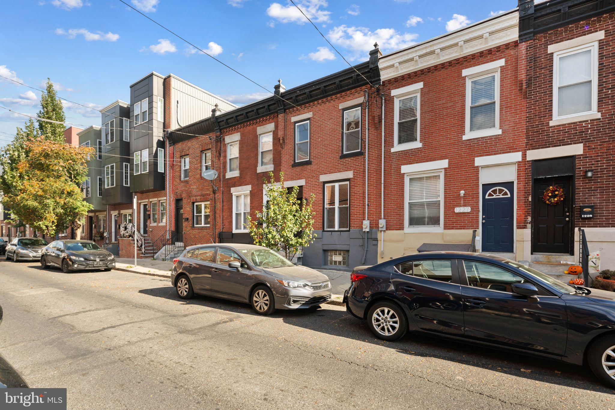 POINT BREEZE - Residential