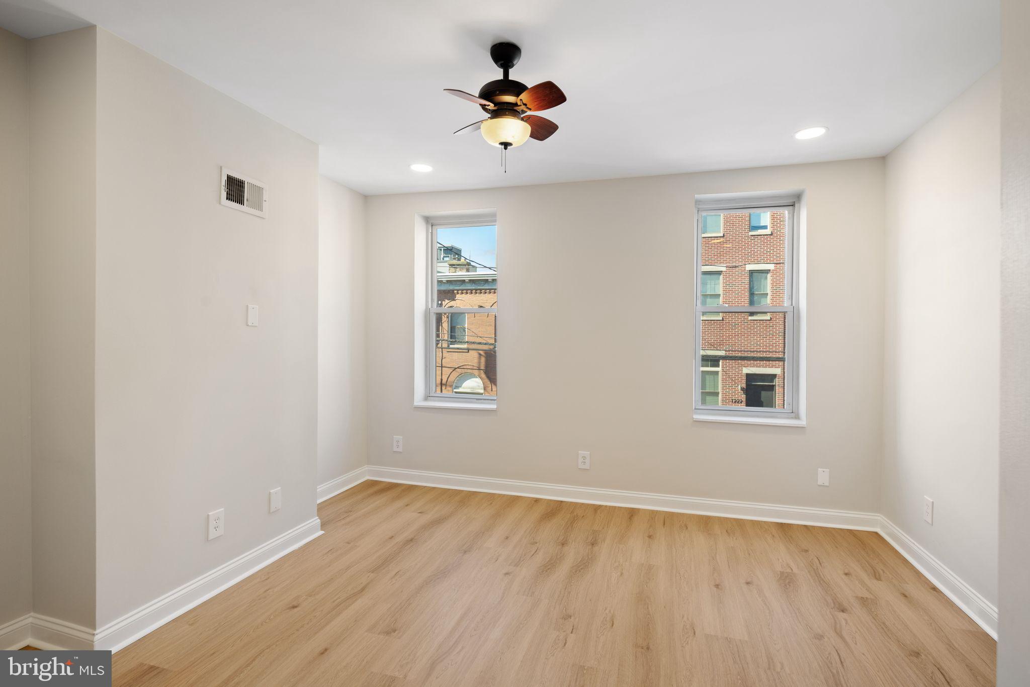 POINT BREEZE - Residential