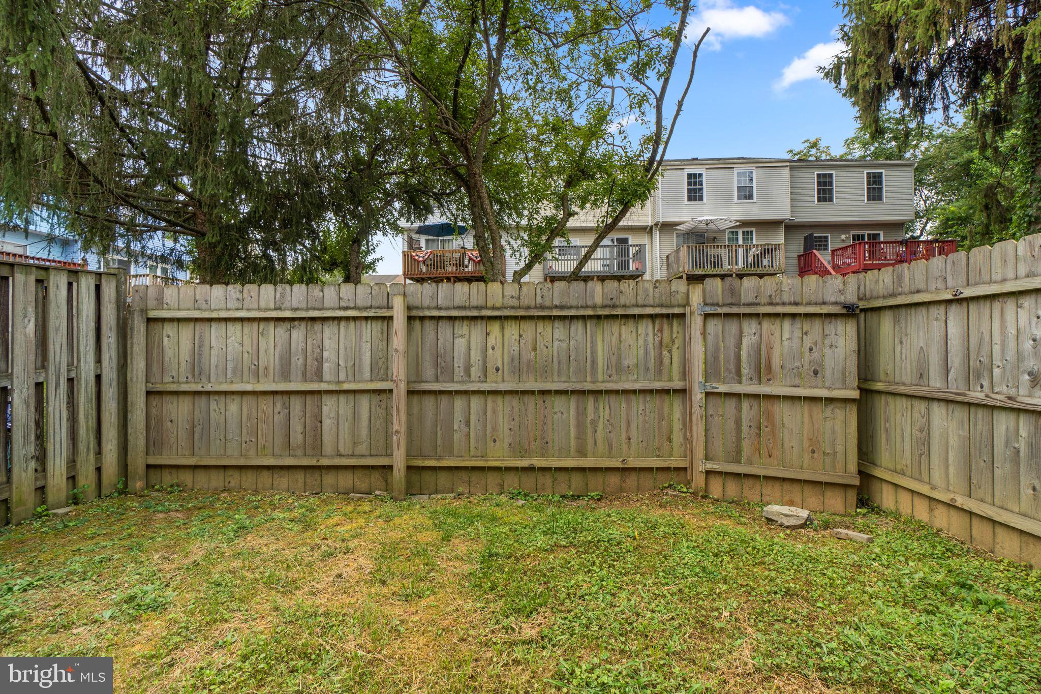 1848 MURDOCK COURT
