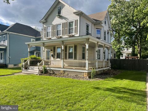 Homes For Sale - 315 W Front Street<br/> FLORENCE, NJ 08518