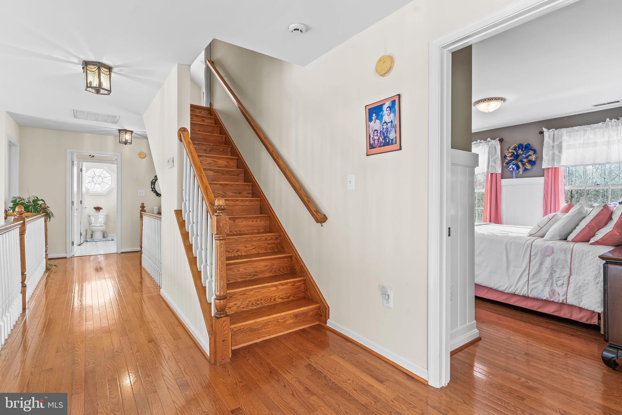 CROSS POINT - Residential