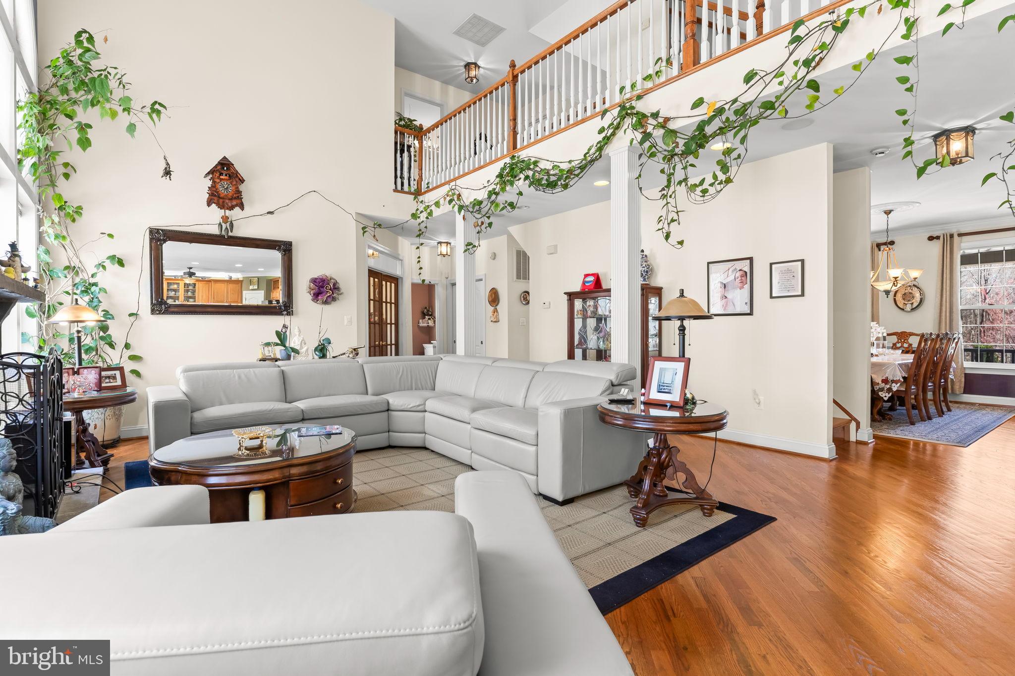 CROSS POINT - Residential