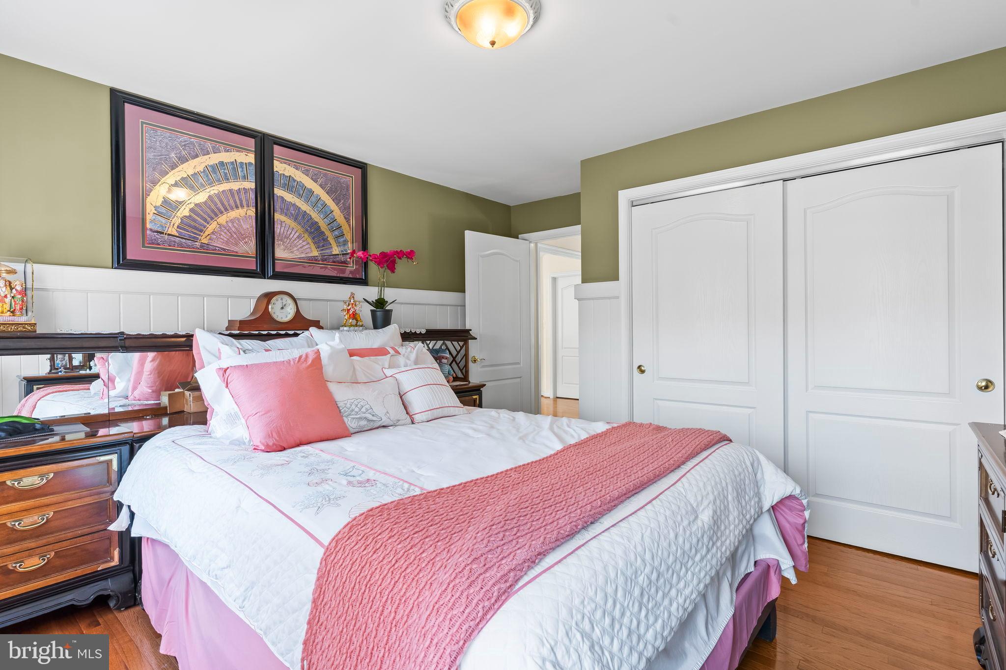 CROSS POINT - Residential