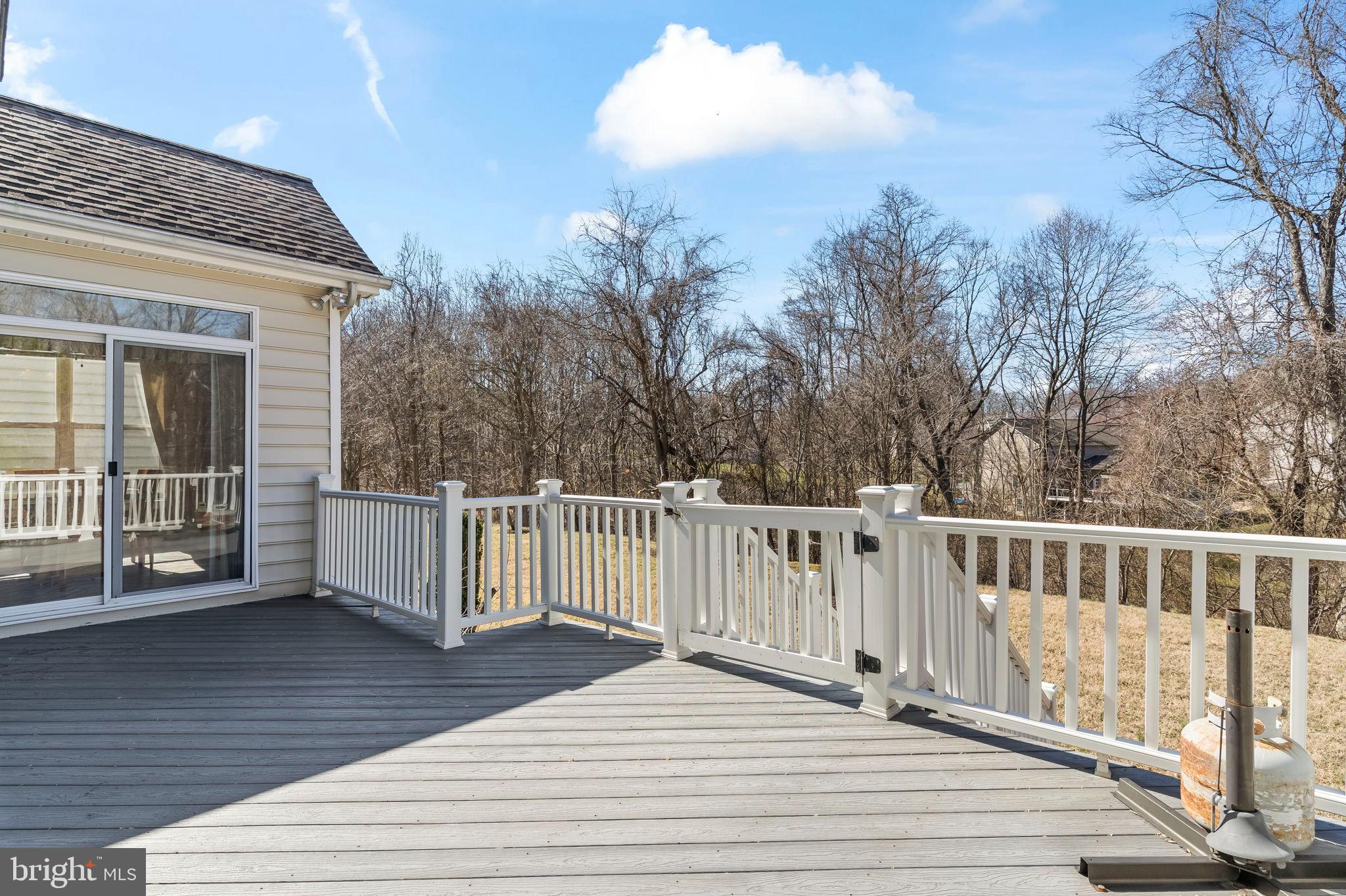 CROSS POINT - Residential