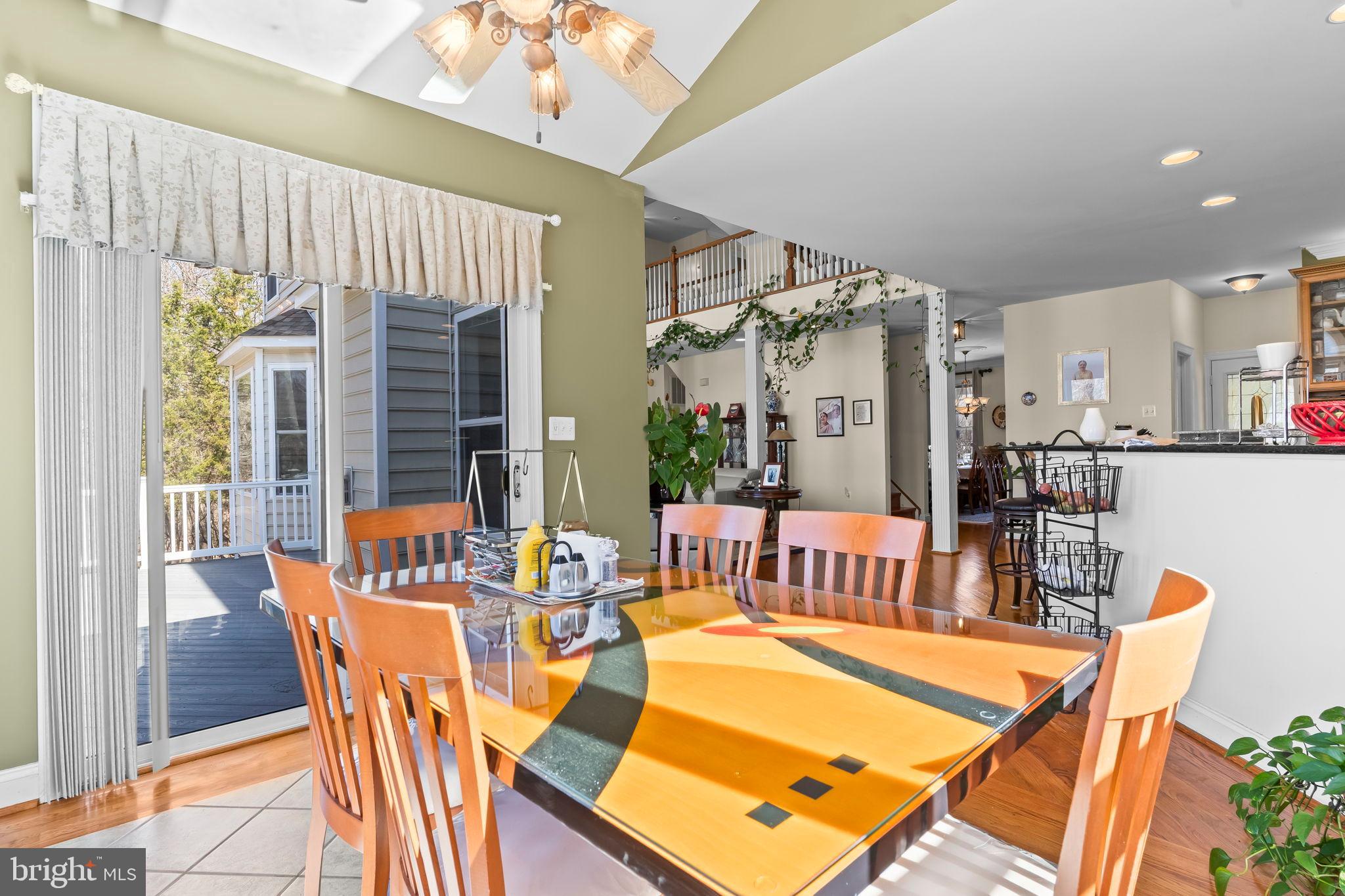 CROSS POINT - Residential