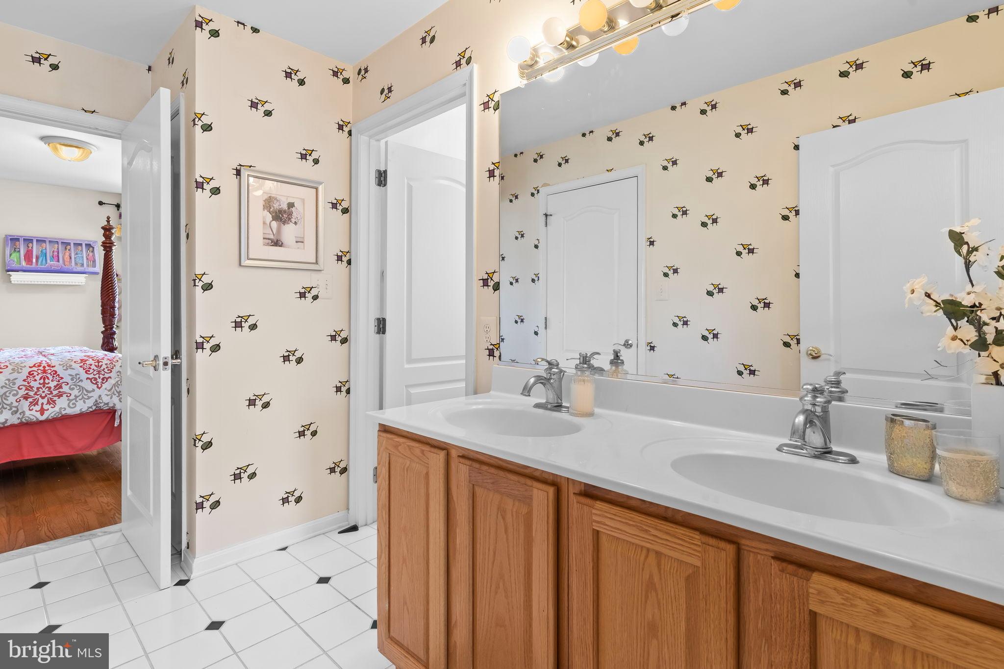 CROSS POINT - Residential