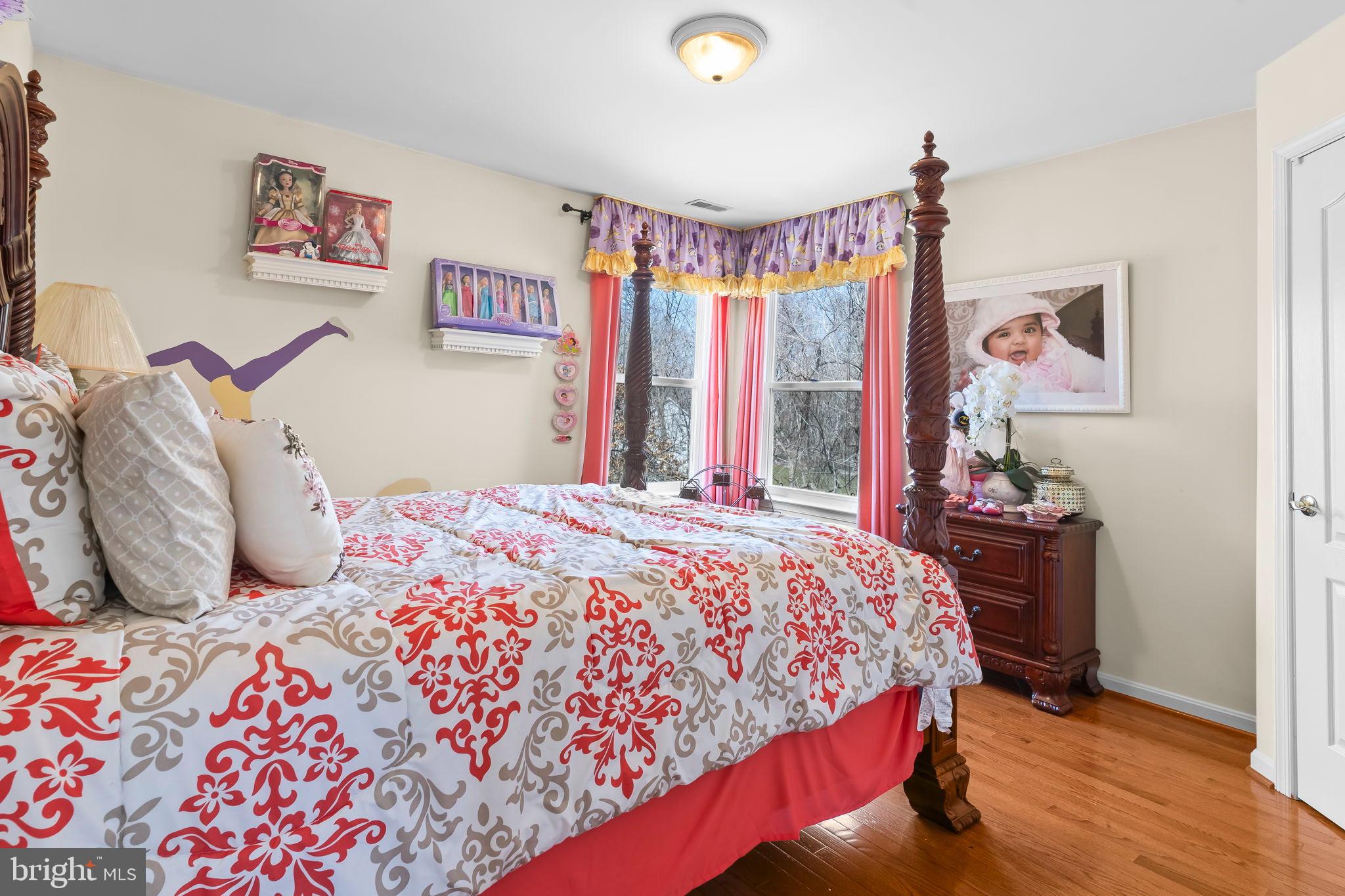 CROSS POINT - Residential