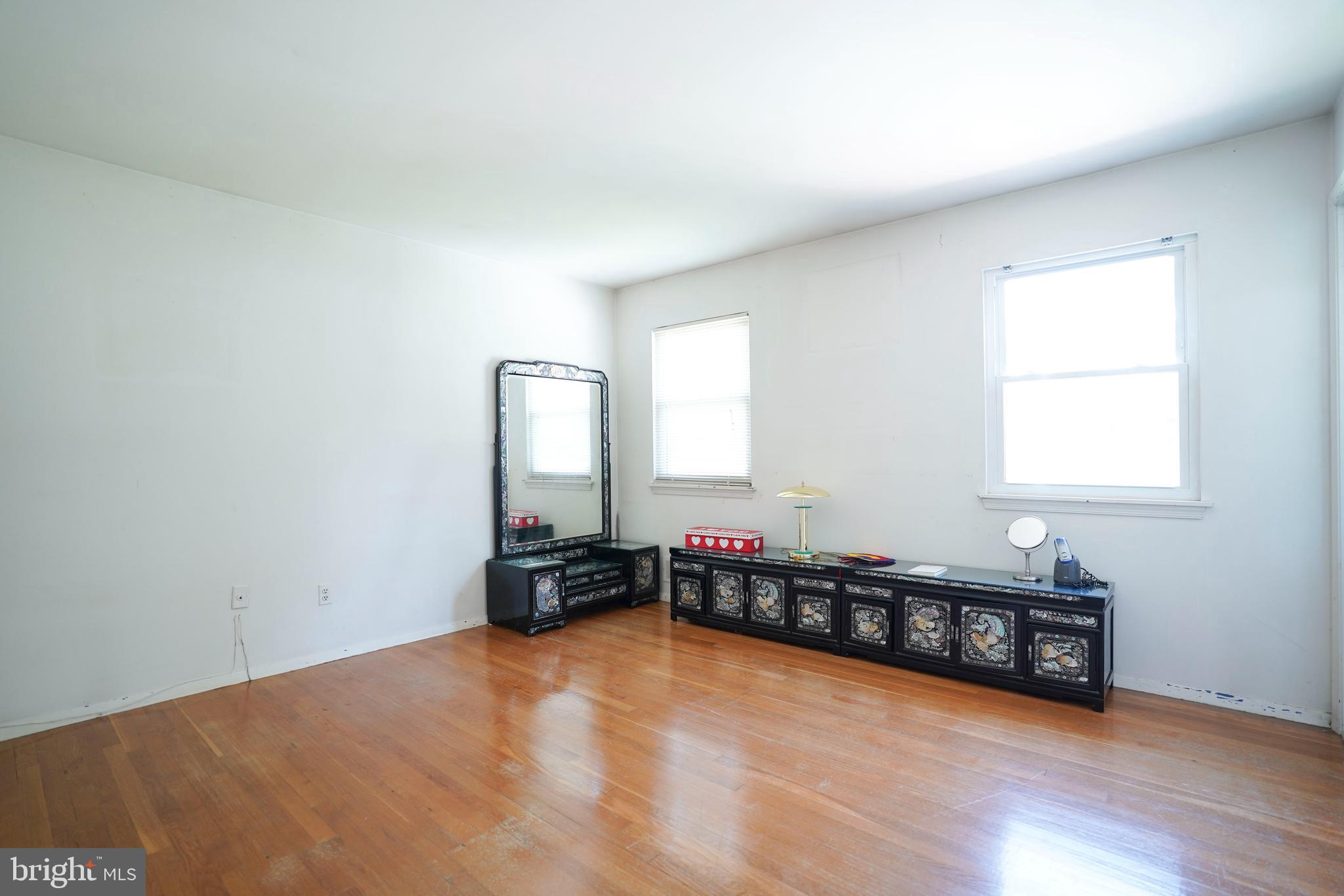 OLNEY ACRES - Residential