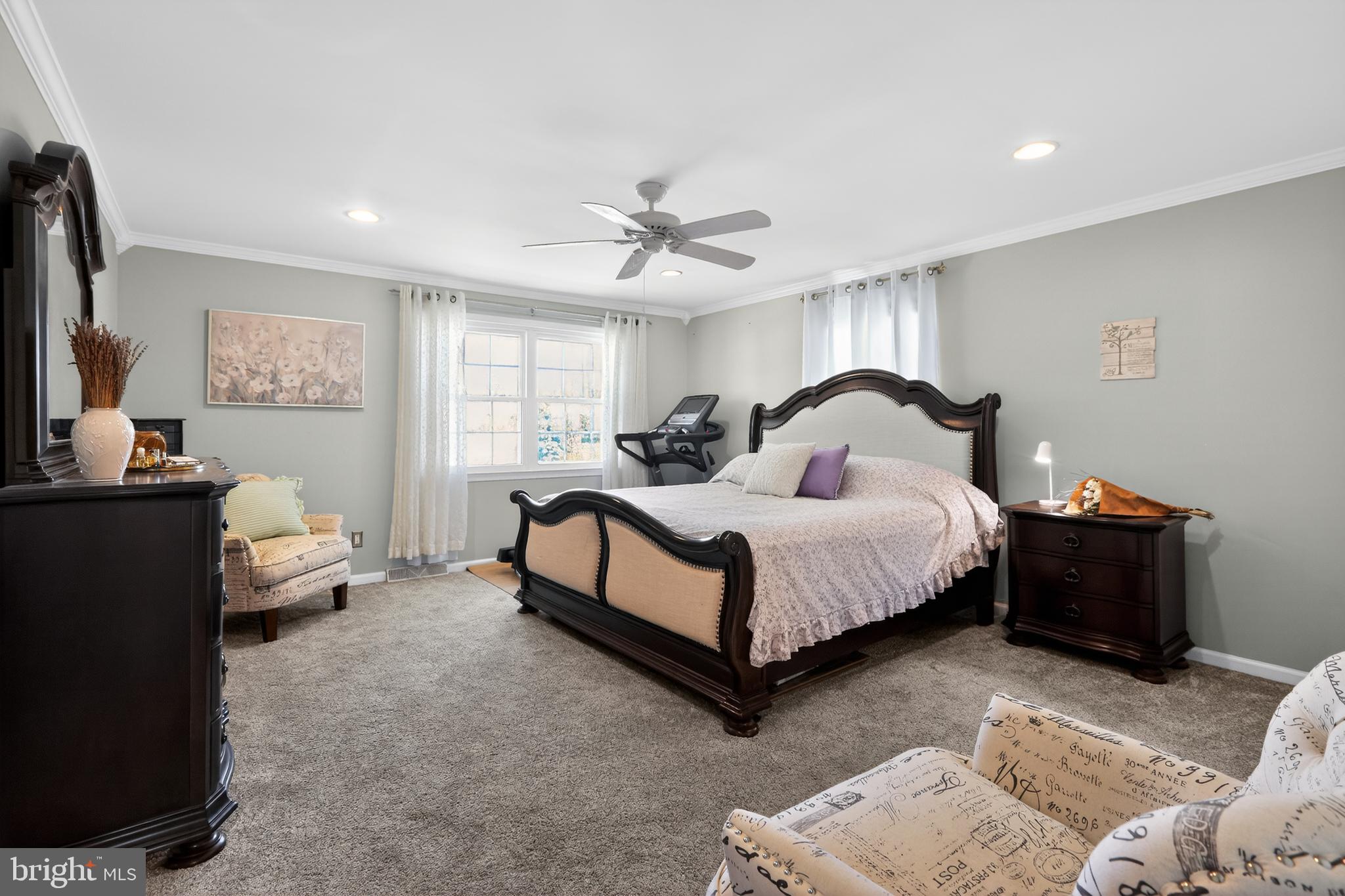 KIMBERLY KNOLL - Residential