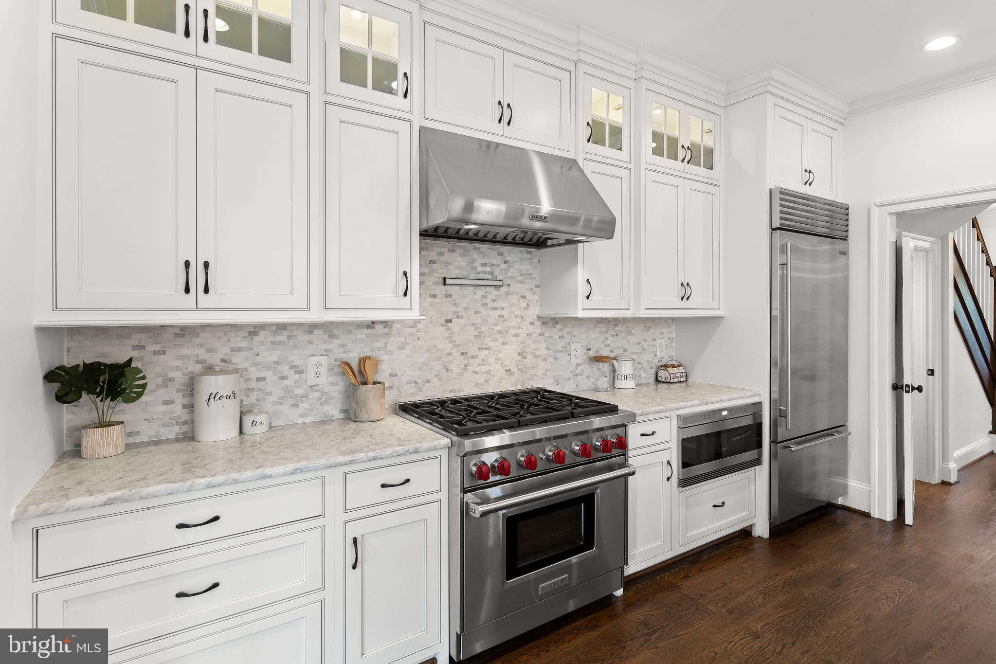 CAPITOL HILL - Residential