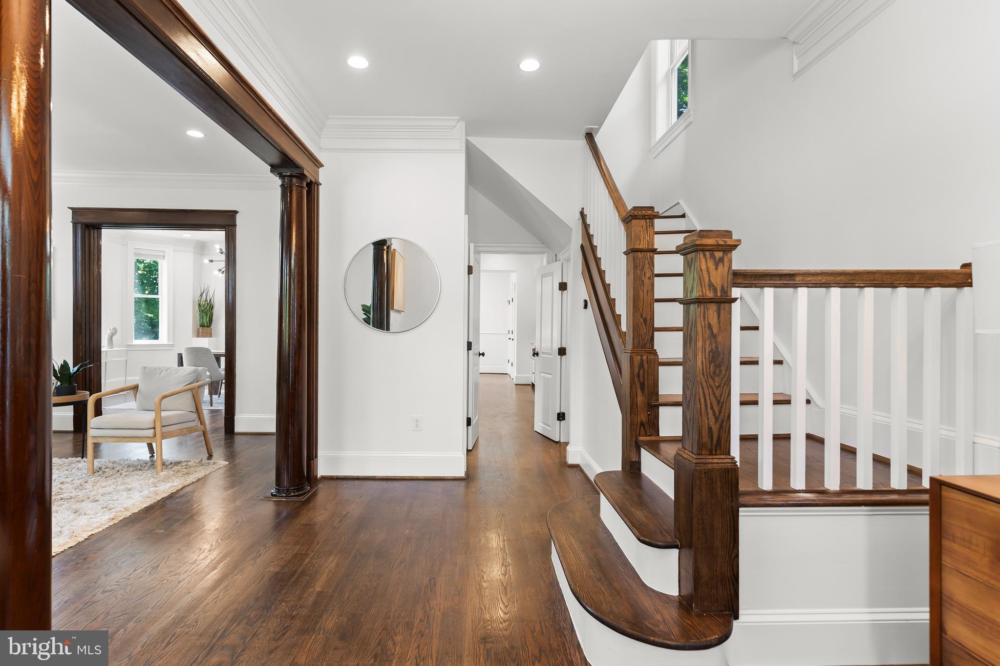 CAPITOL HILL - Residential