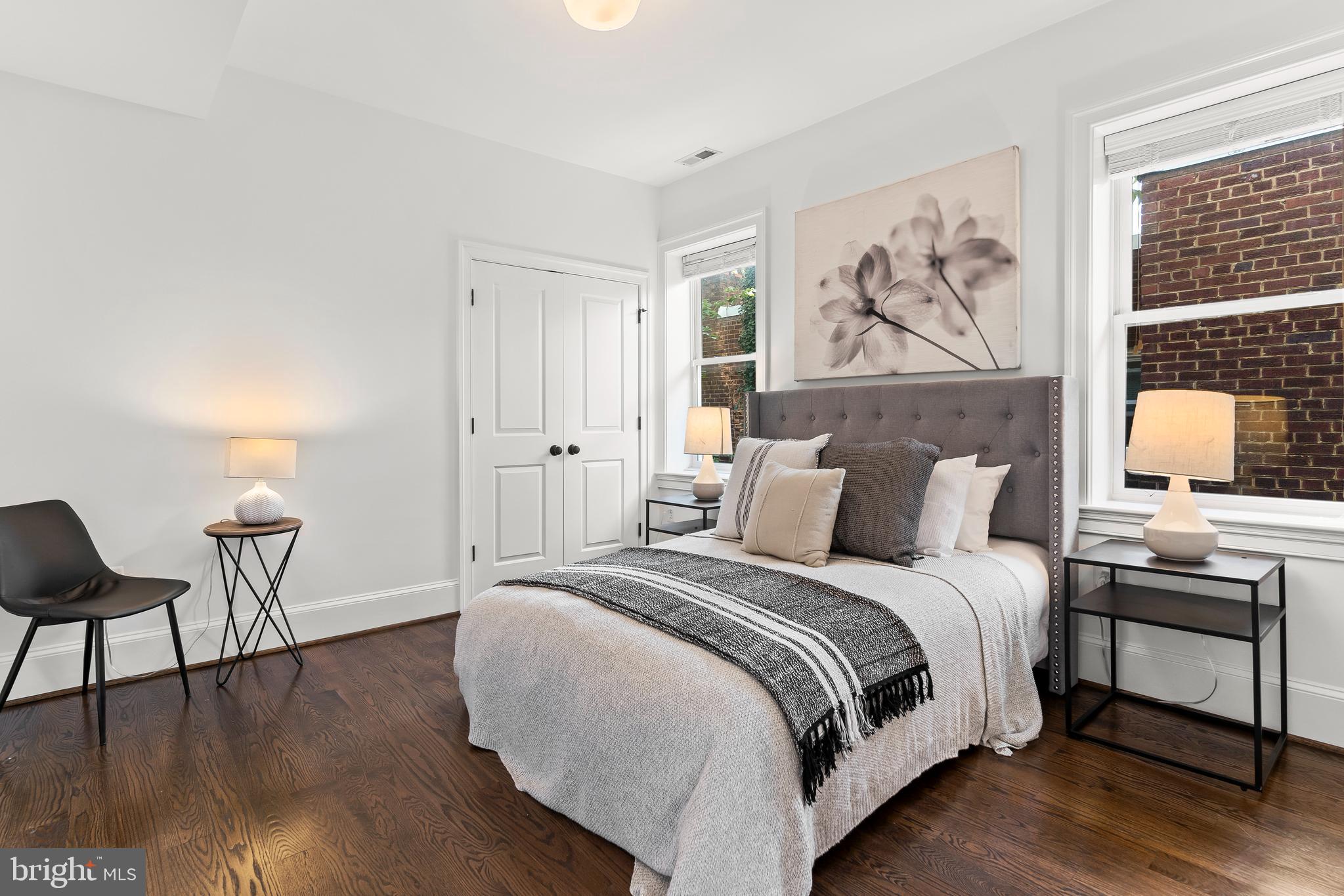 CAPITOL HILL - Residential