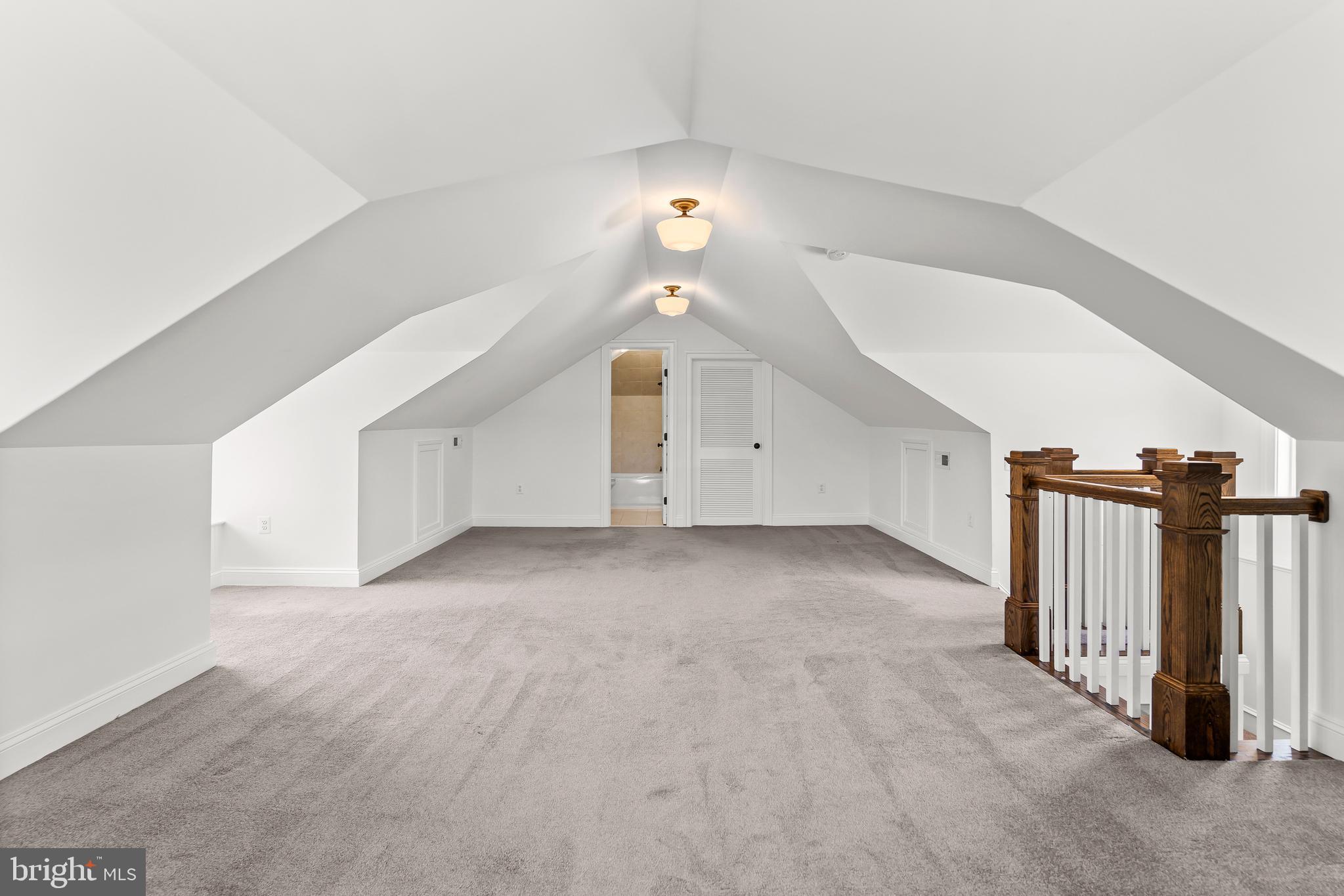 CAPITOL HILL - Residential