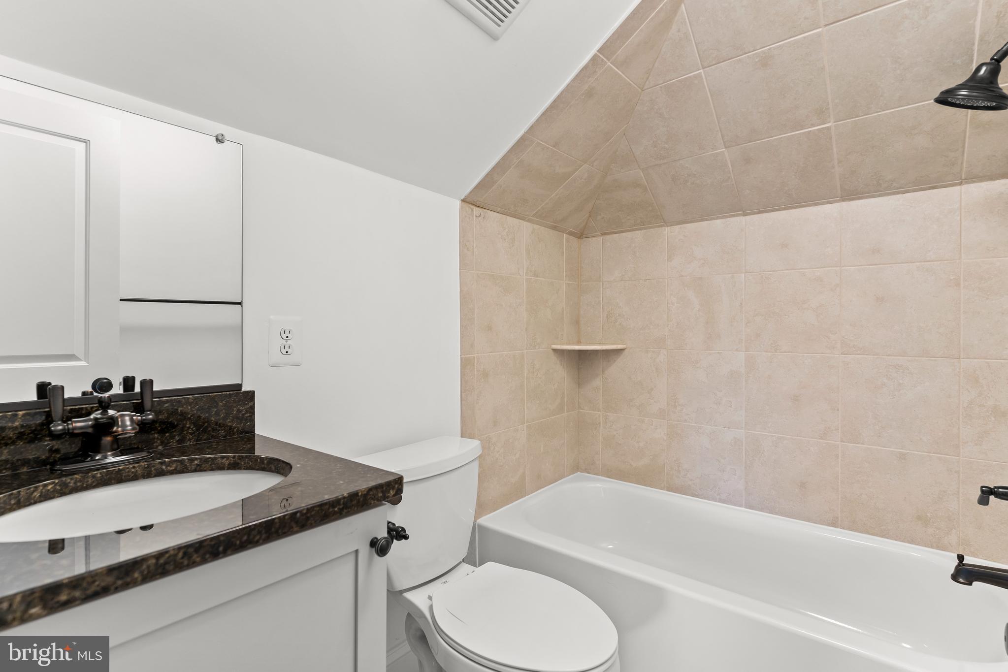 CAPITOL HILL - Residential