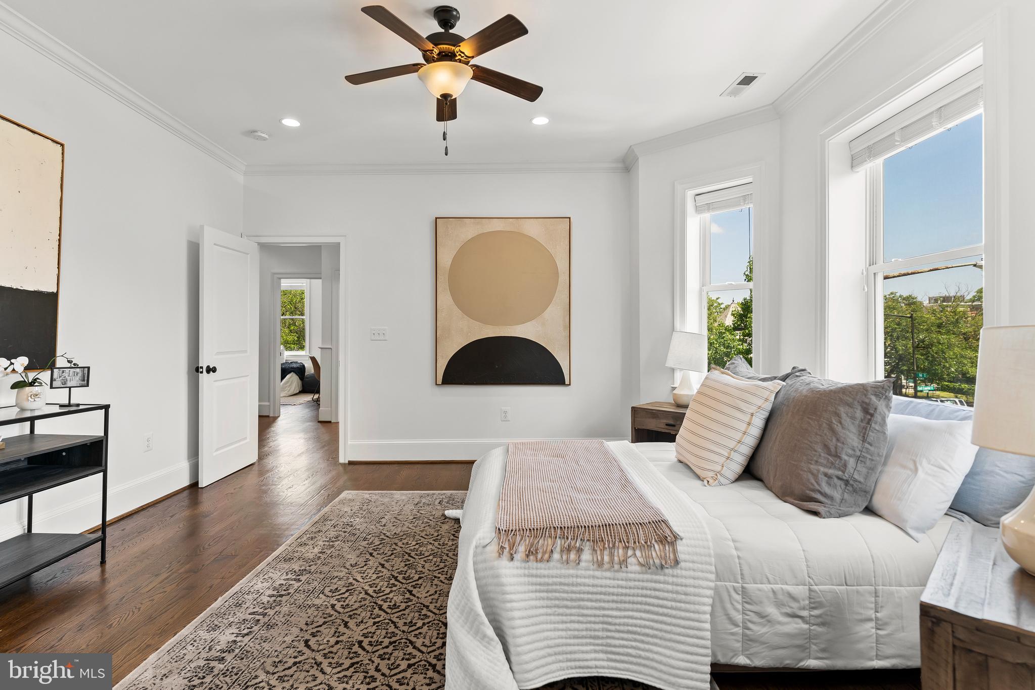 CAPITOL HILL - Residential