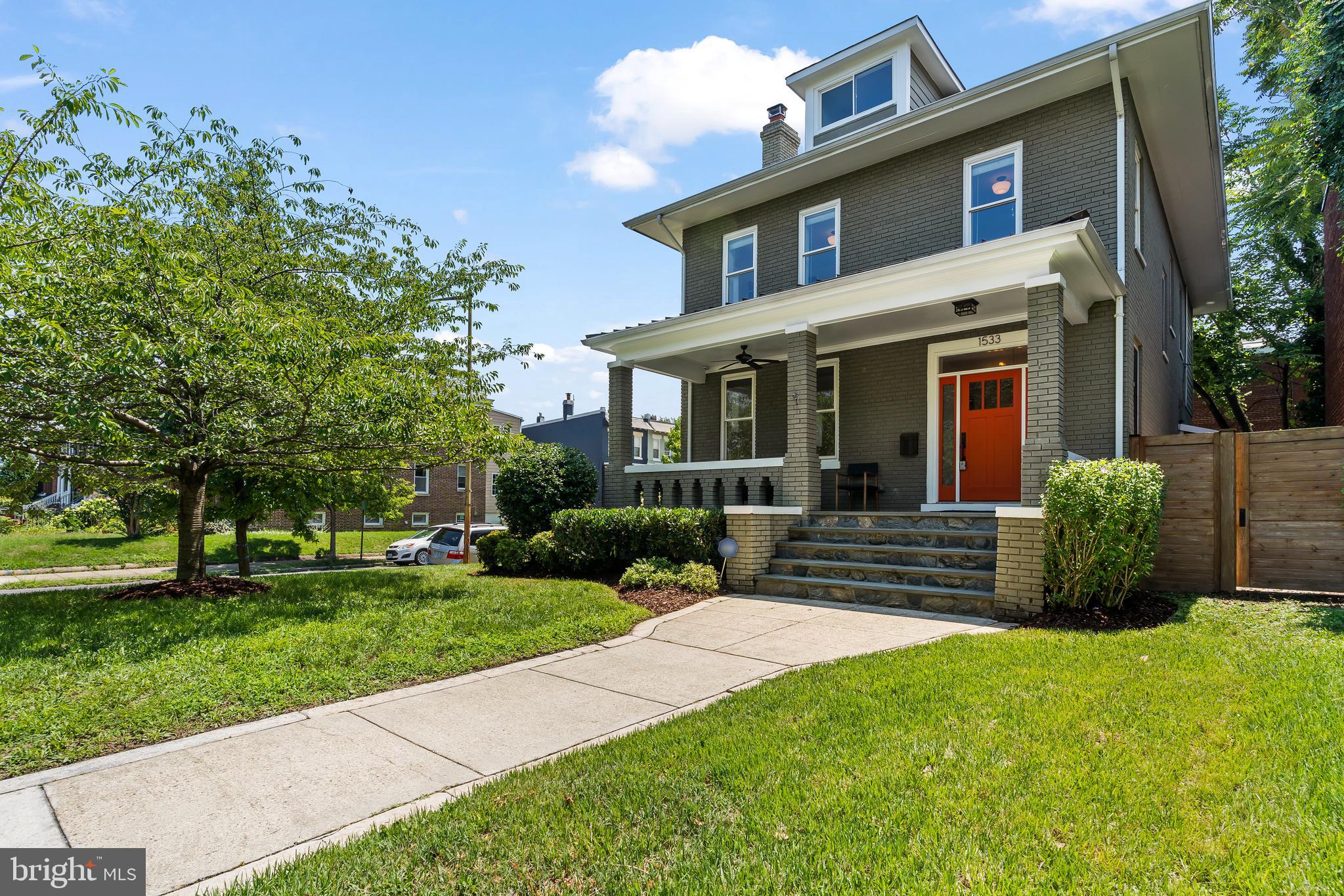 CAPITOL HILL - Residential