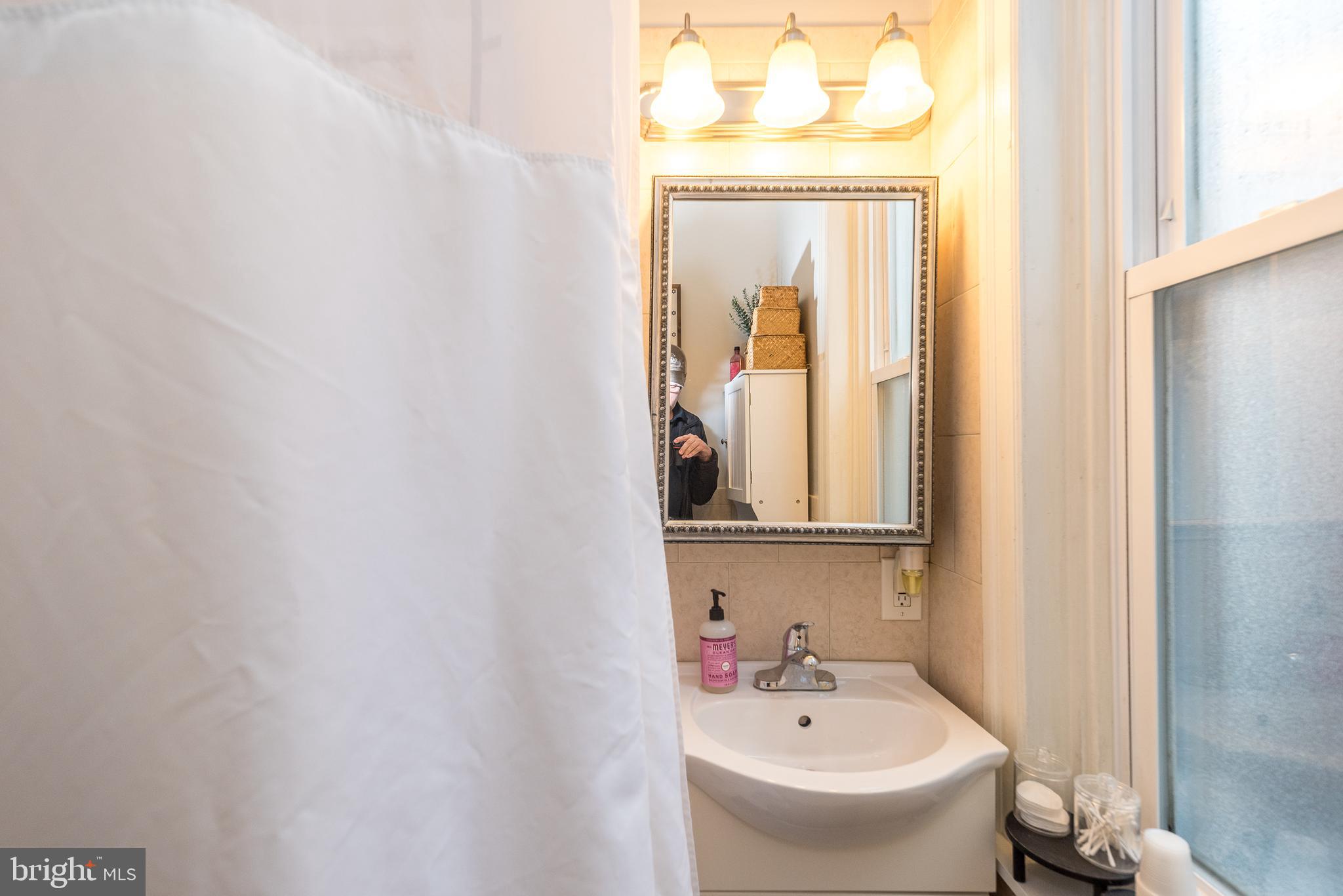 GIRARD ESTATES - Residential