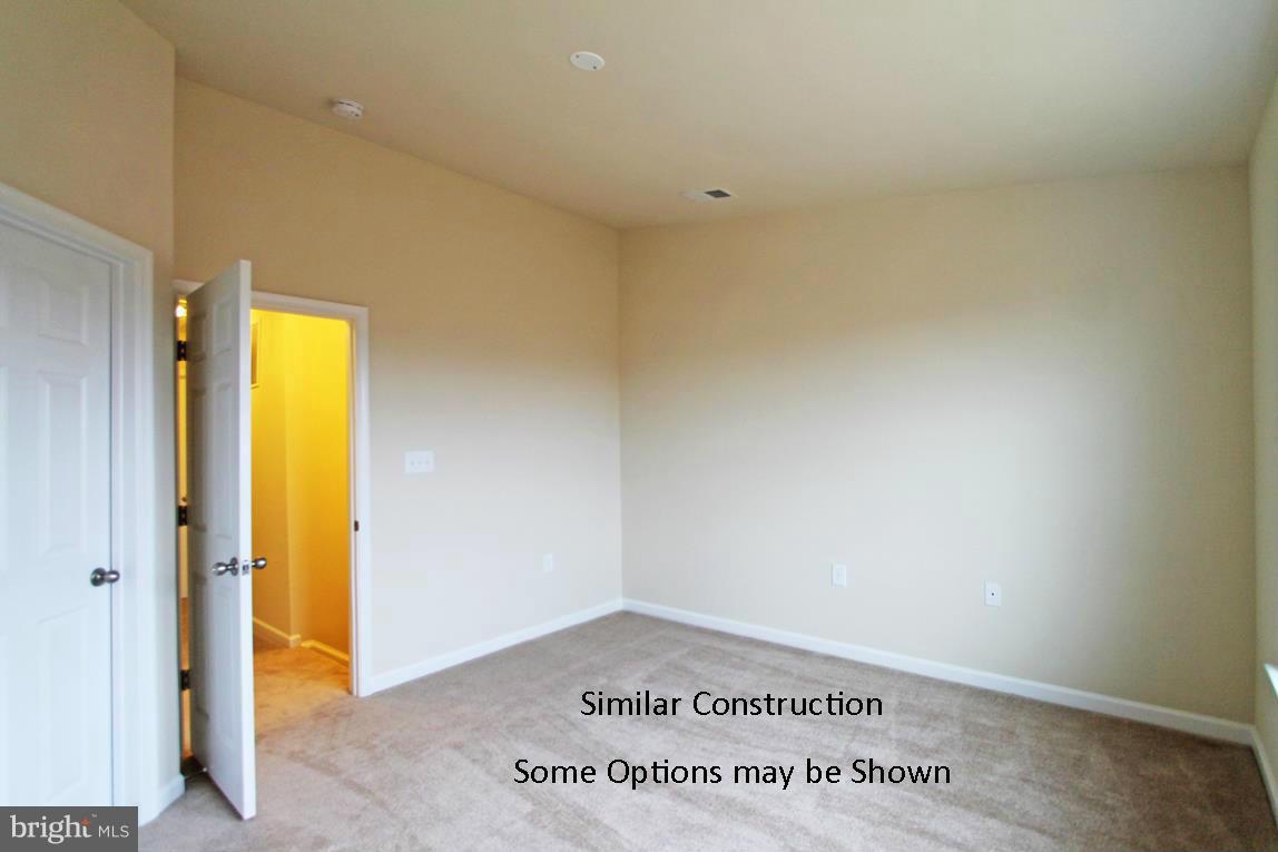 LAKELAND PLACE - Residential