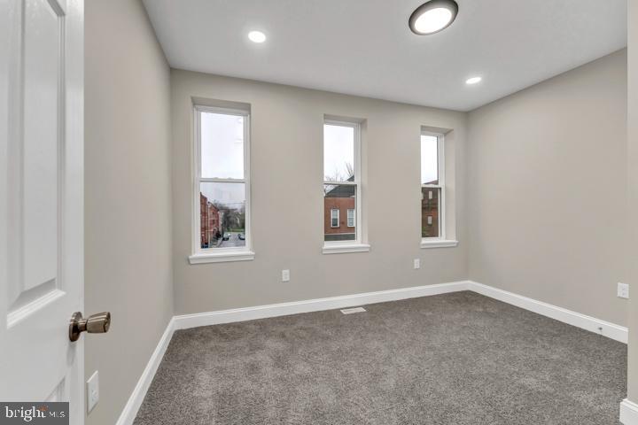 FRANKFORD - Residential