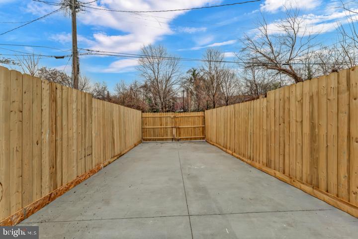 FRANKFORD - Residential