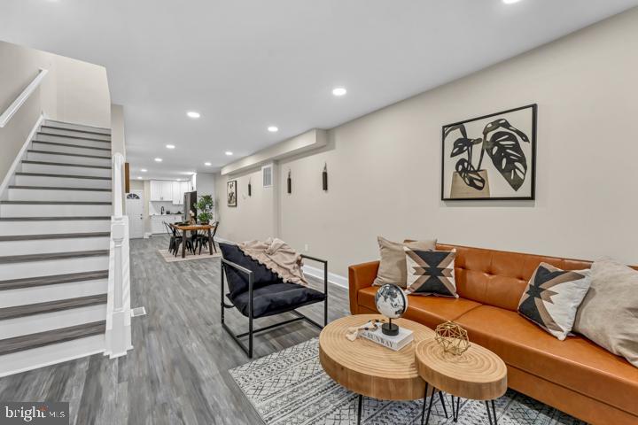 FRANKFORD - Residential