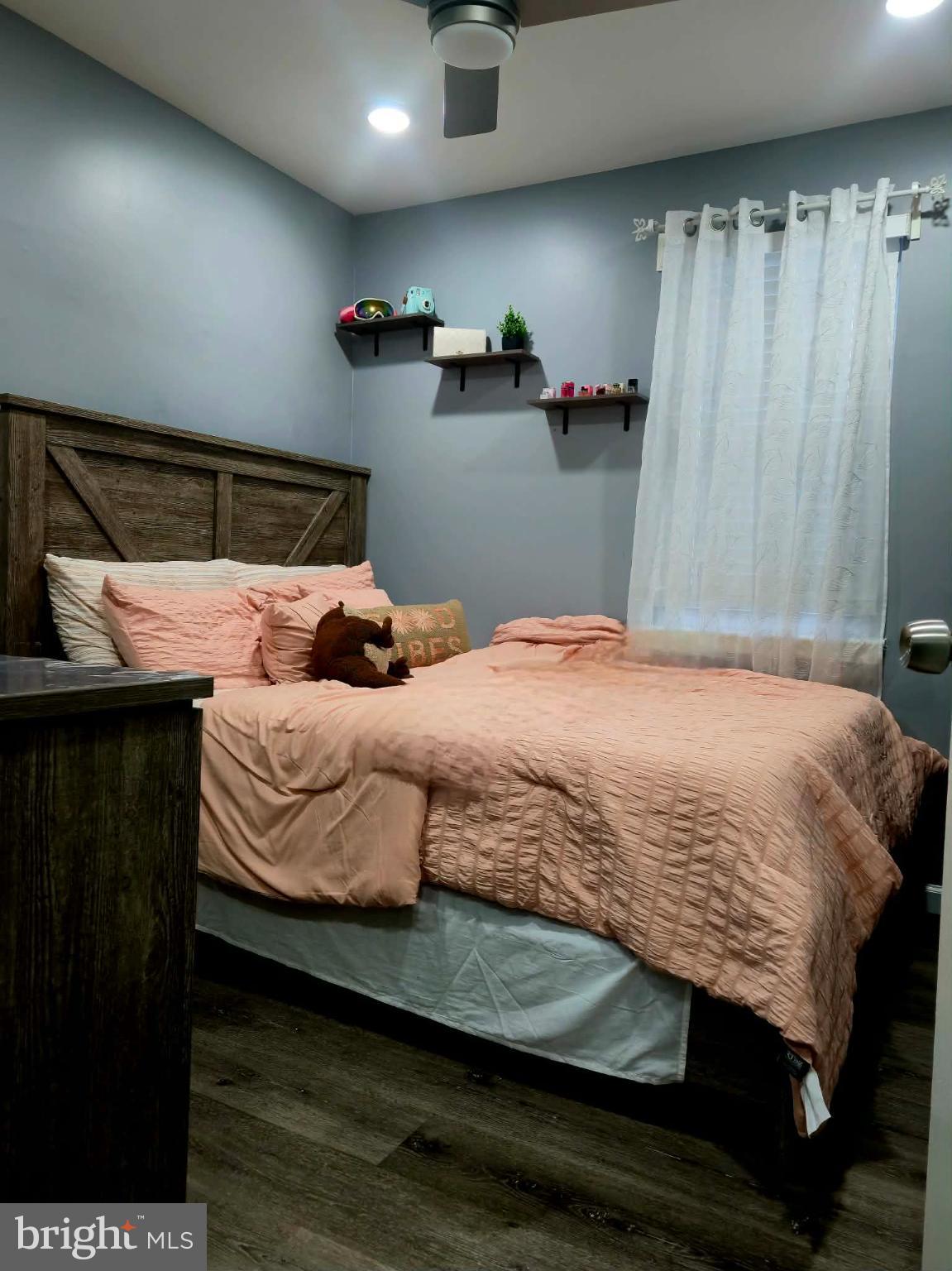 WILLOW HILL - Residential