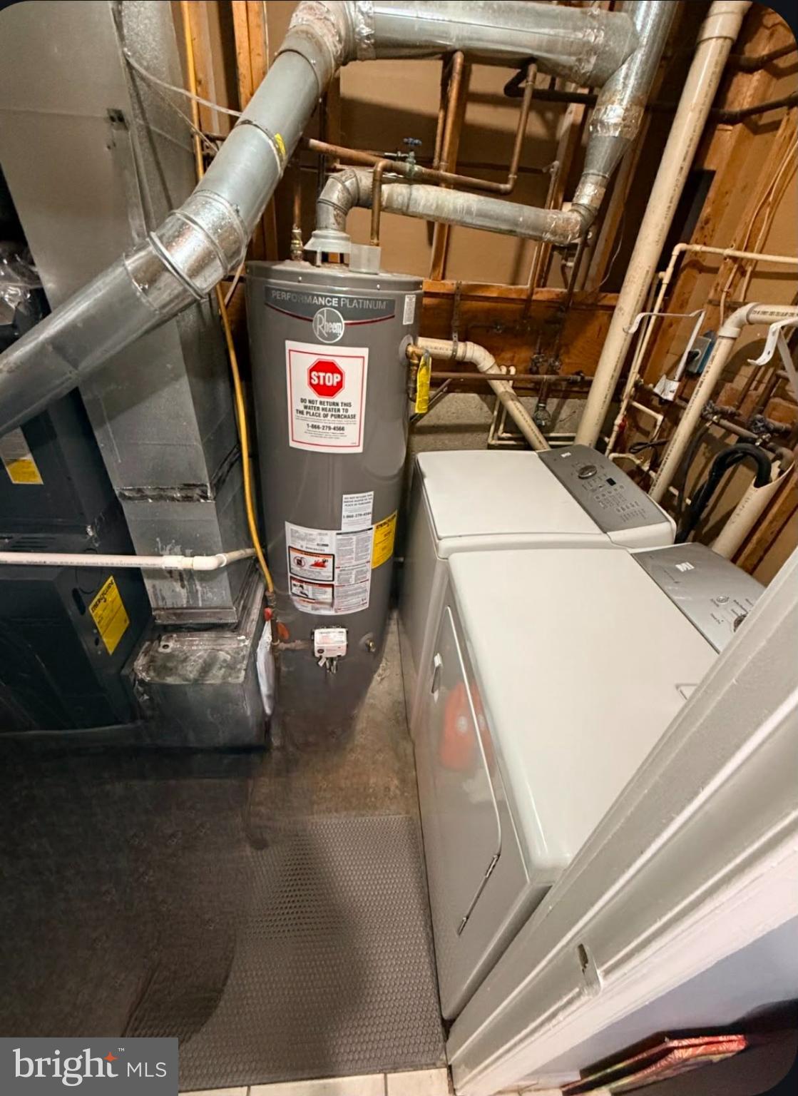 WILLOW HILL - Residential