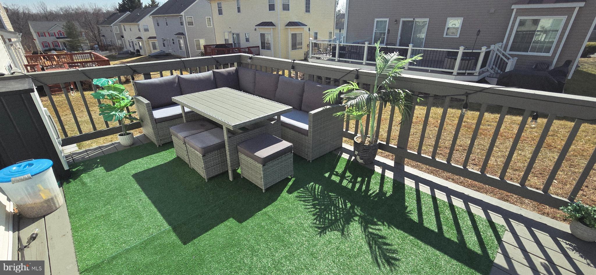 WILLOW HILL - Residential