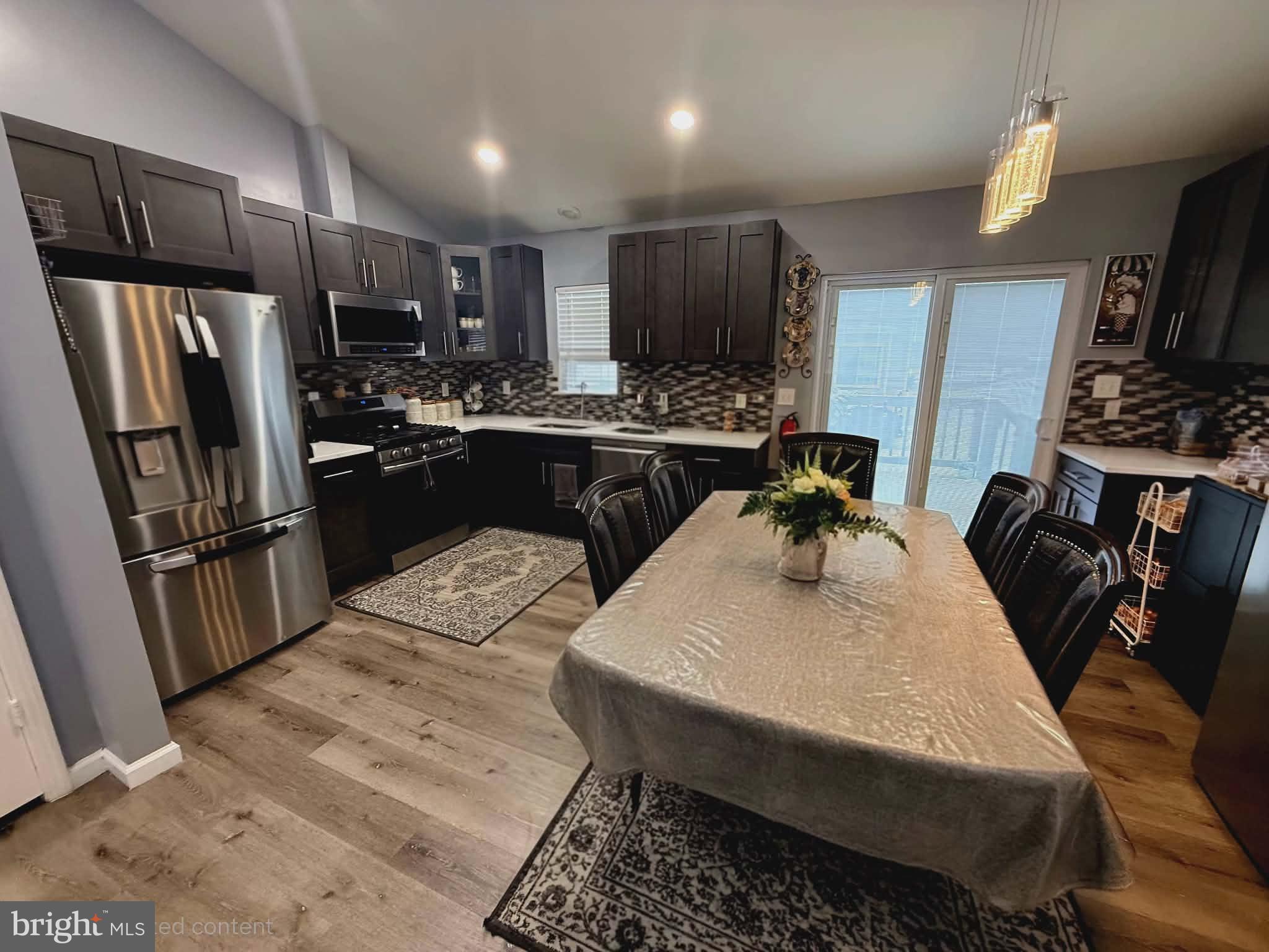 WILLOW HILL - Residential