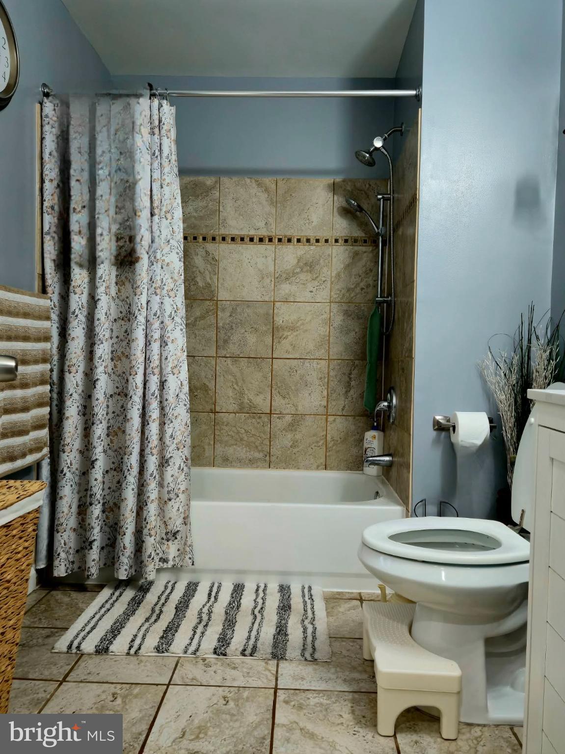 WILLOW HILL - Residential