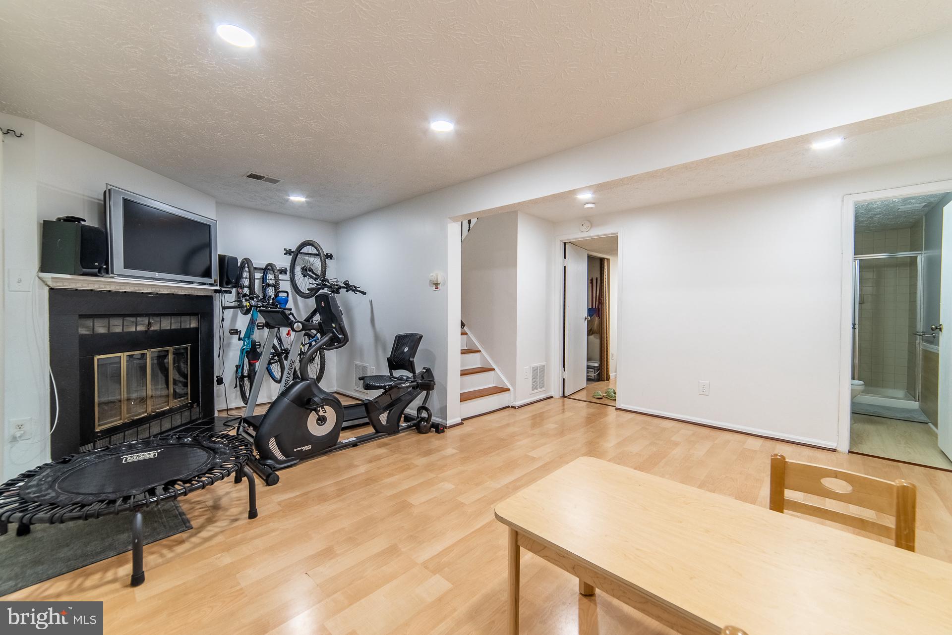 KEENE MILL VILLAGE - Residential