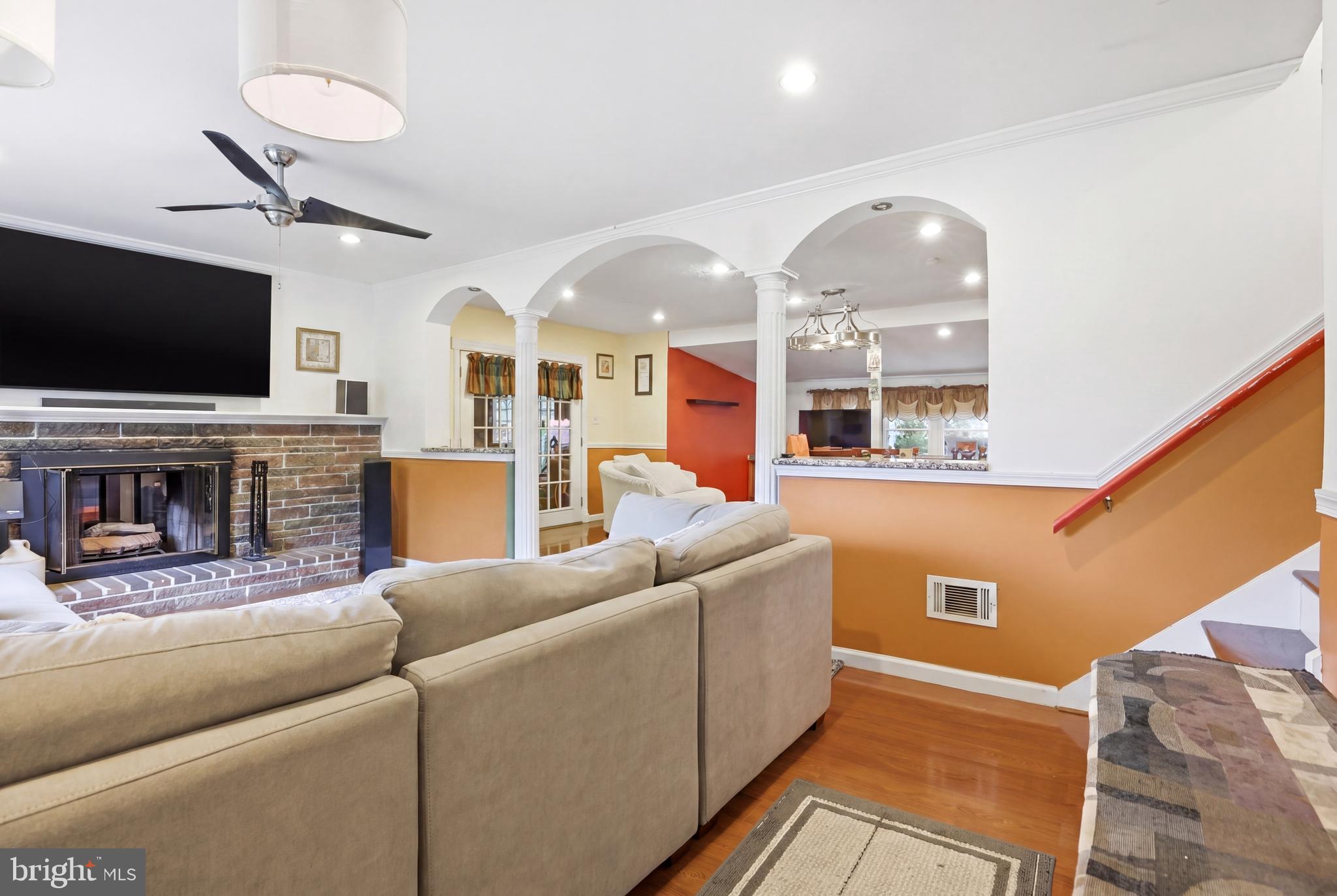 OAKLAWN - Residential