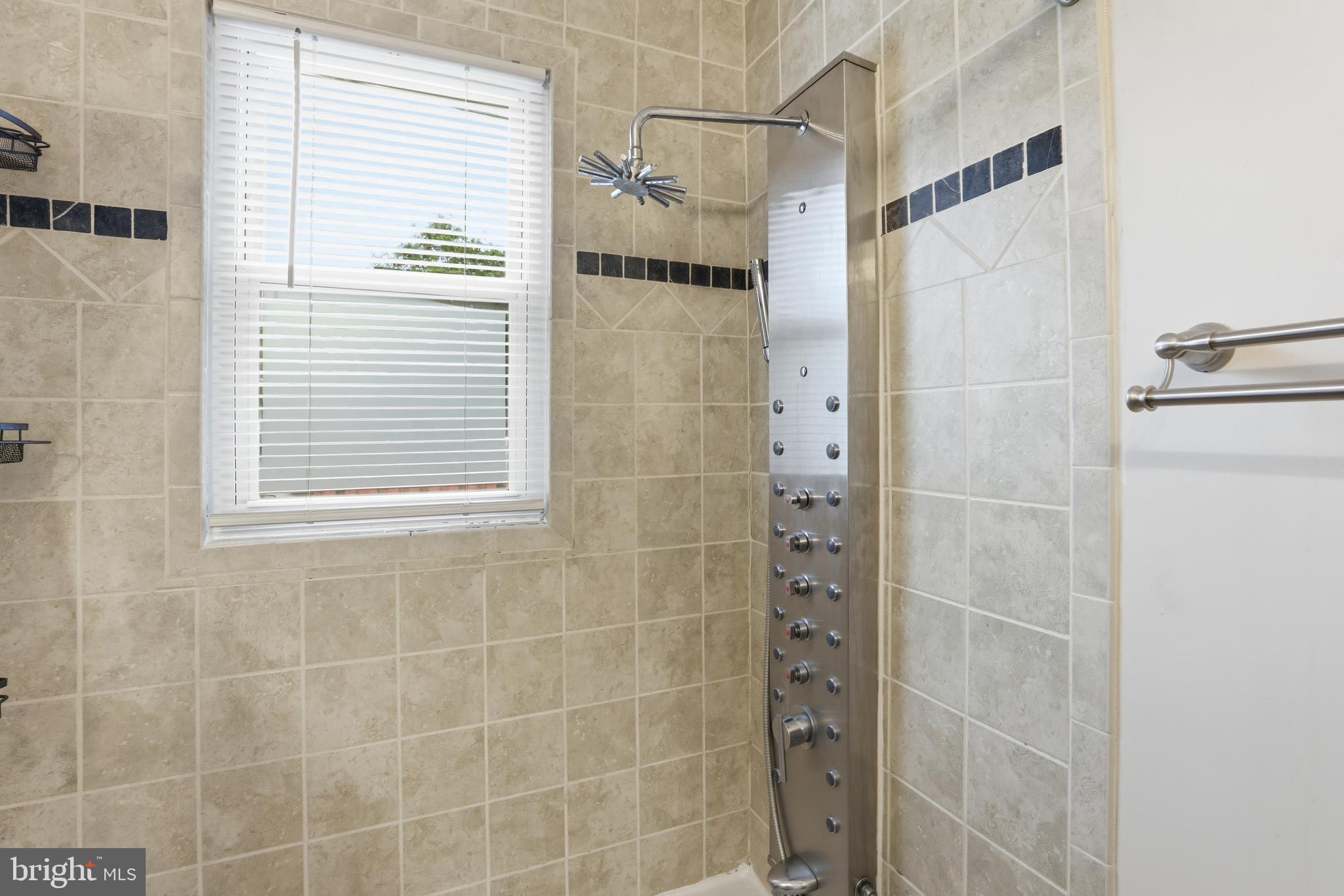 OAKLAWN - Residential