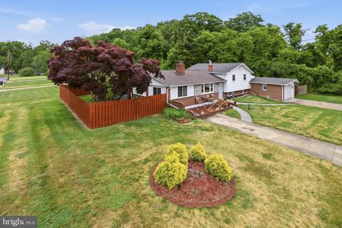 Photo of 8110 Bernard Drive, FORT WASHINGTON, MD 20744 (MLS # MDPG2195590)