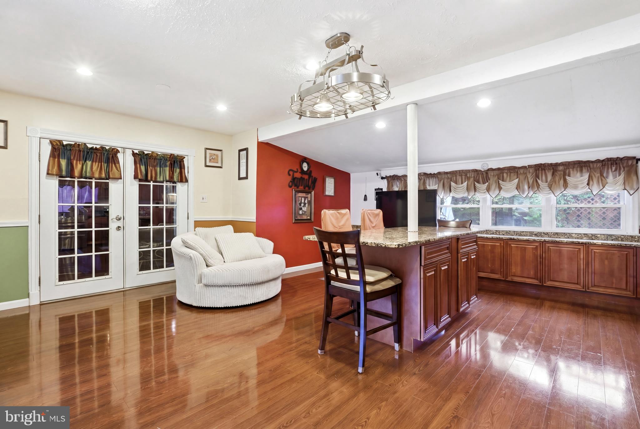 OAKLAWN - Residential