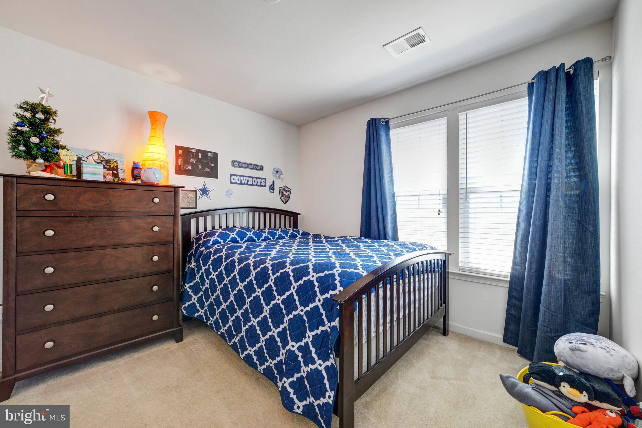 SPRING CREEK - Residential