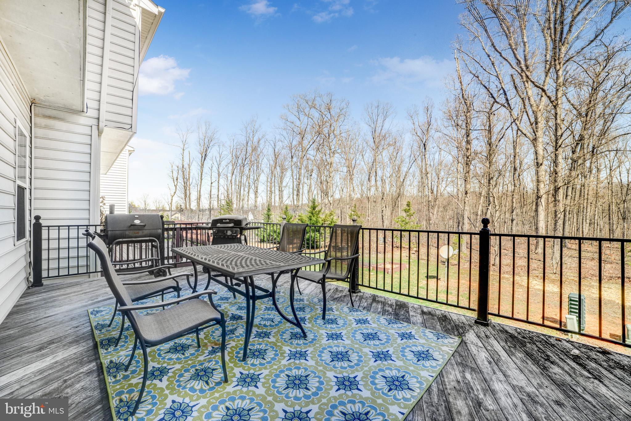 SPRING CREEK - Residential