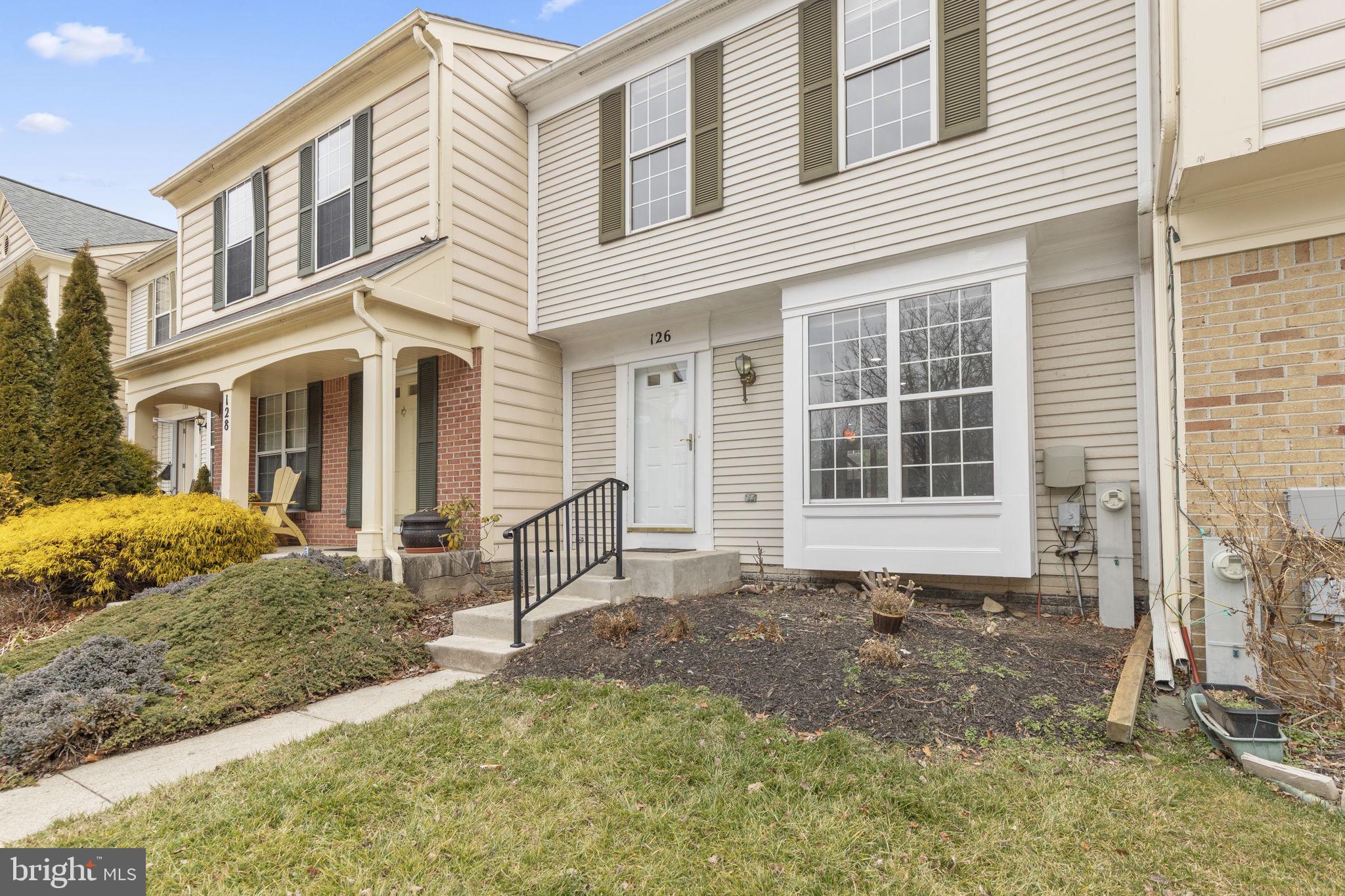 PLEASANT HILLS - Residential