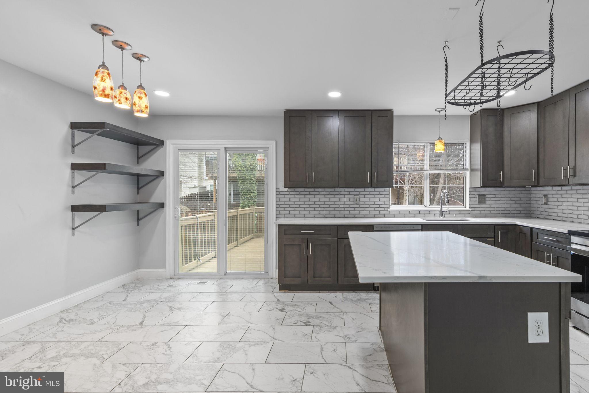 PLEASANT HILLS - Residential