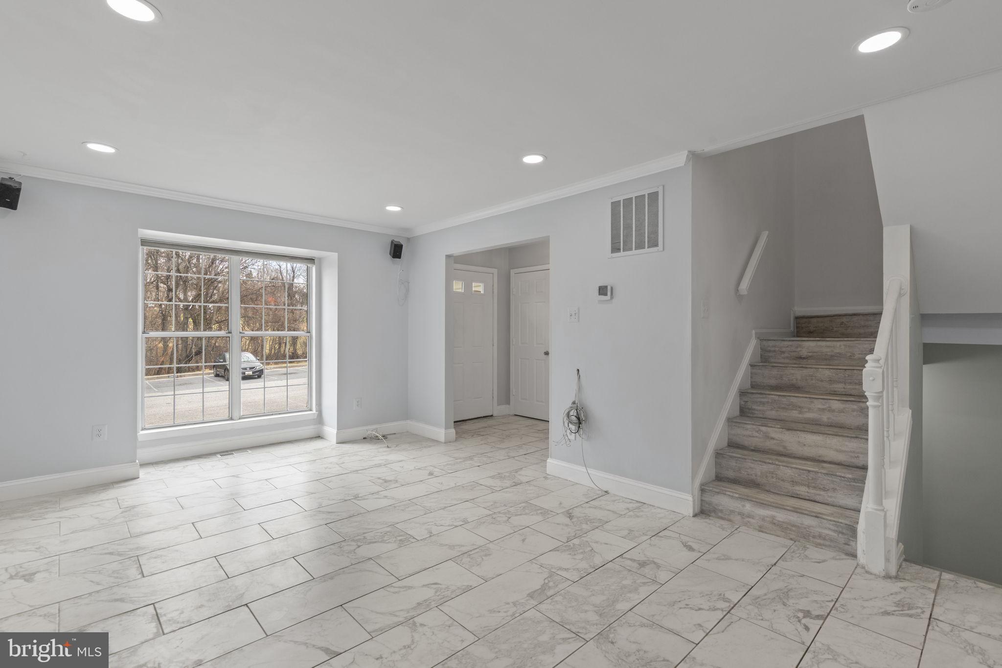 PLEASANT HILLS - Residential