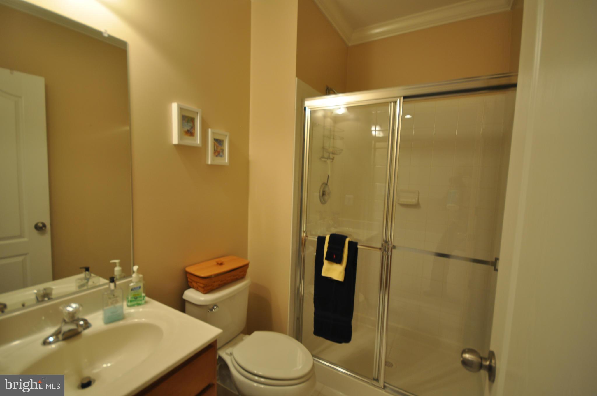 BARNES - Residential