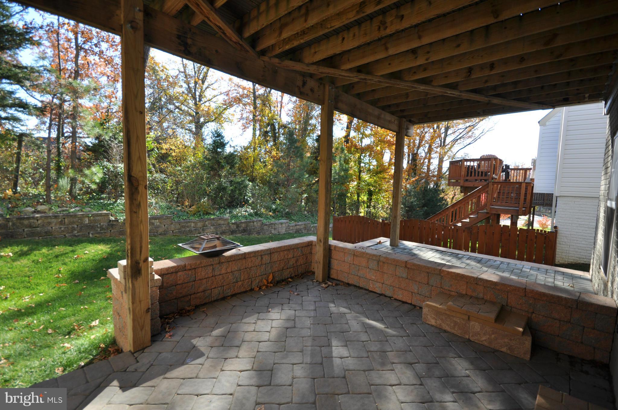 BARNES - Residential