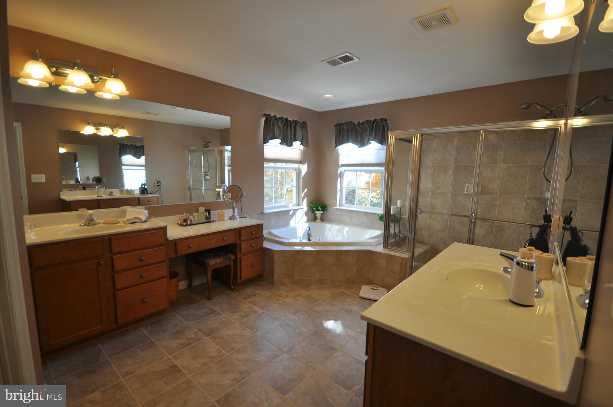 BARNES - Residential