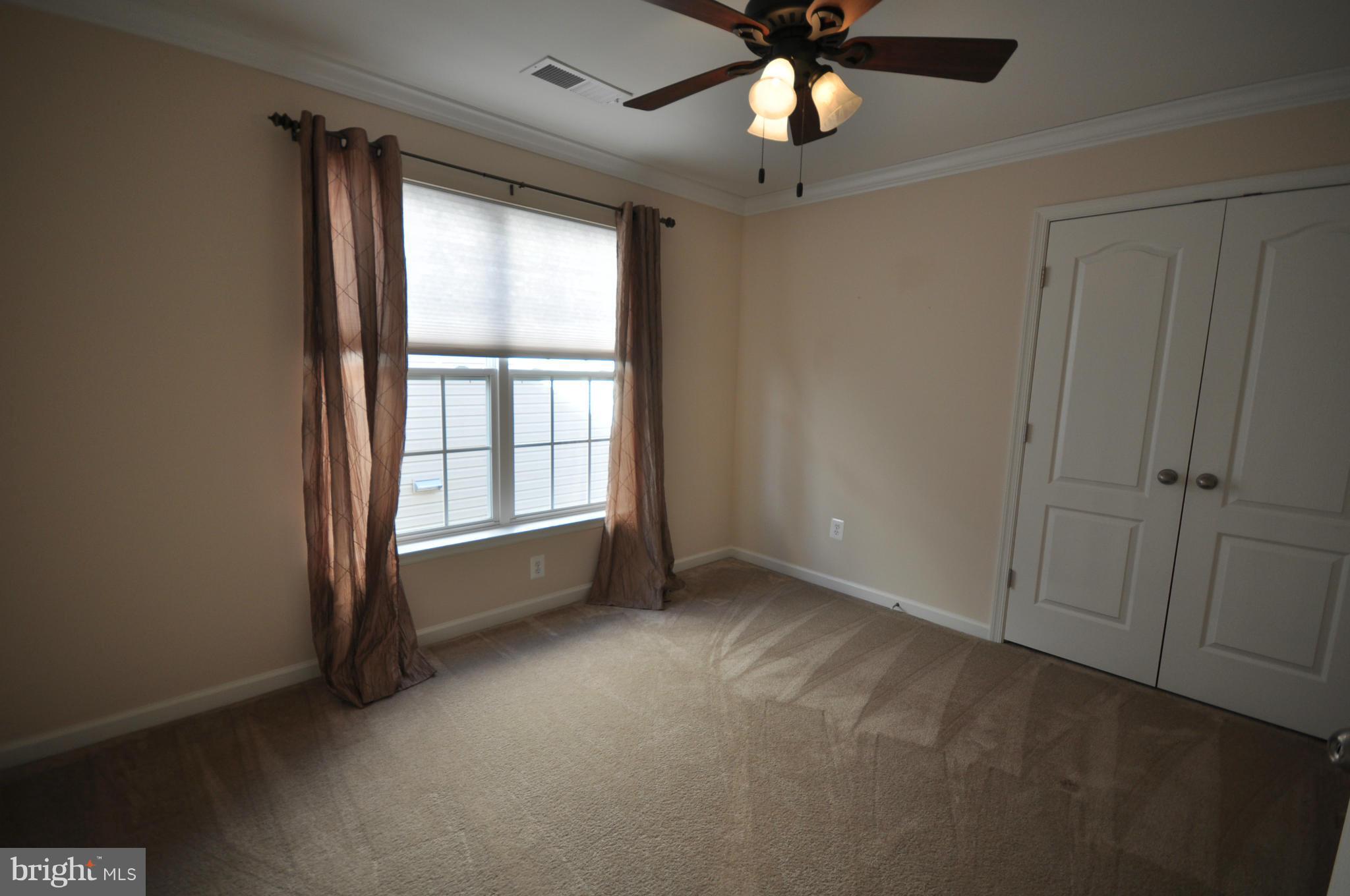 BARNES - Residential