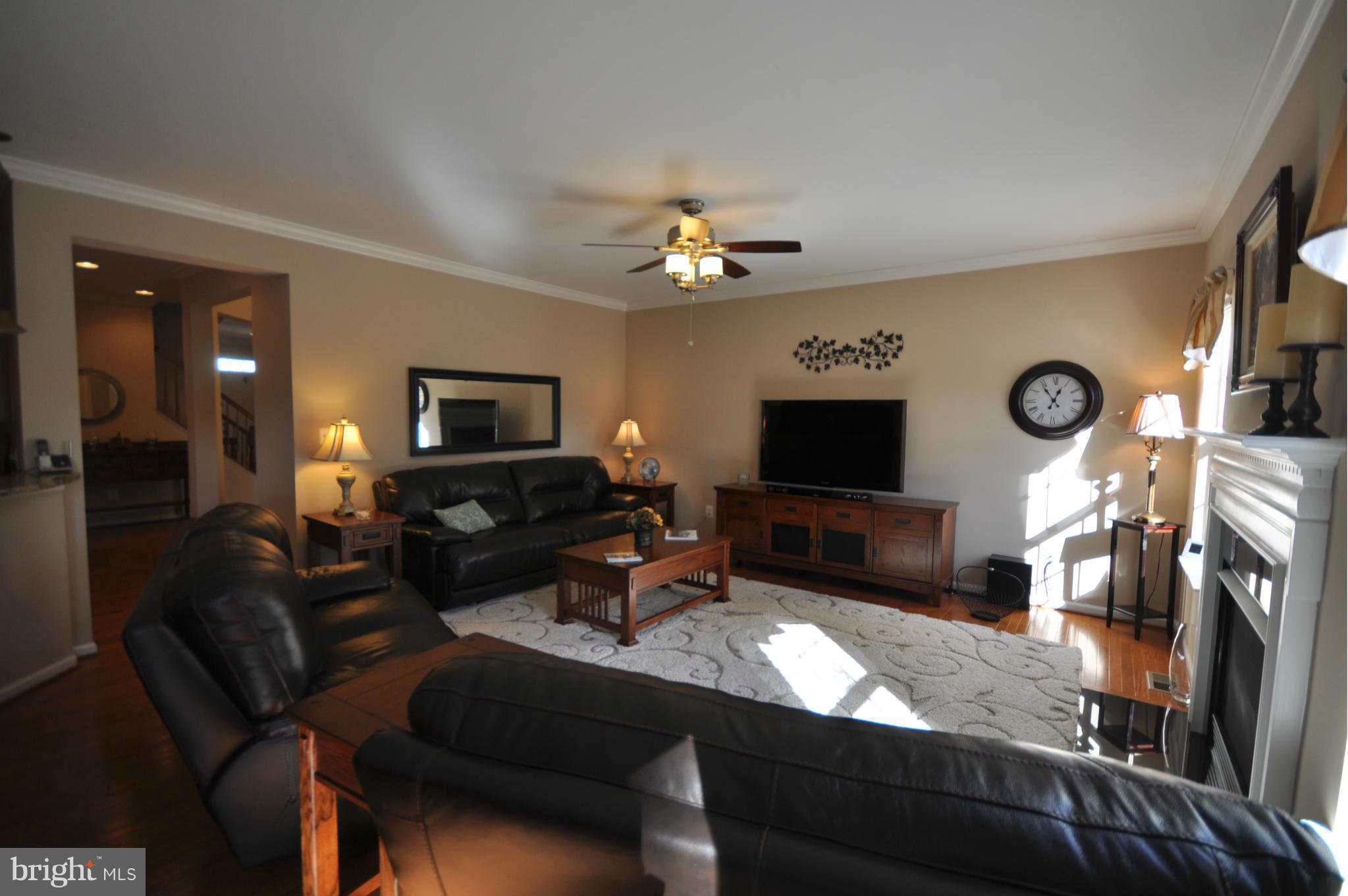 BARNES - Residential