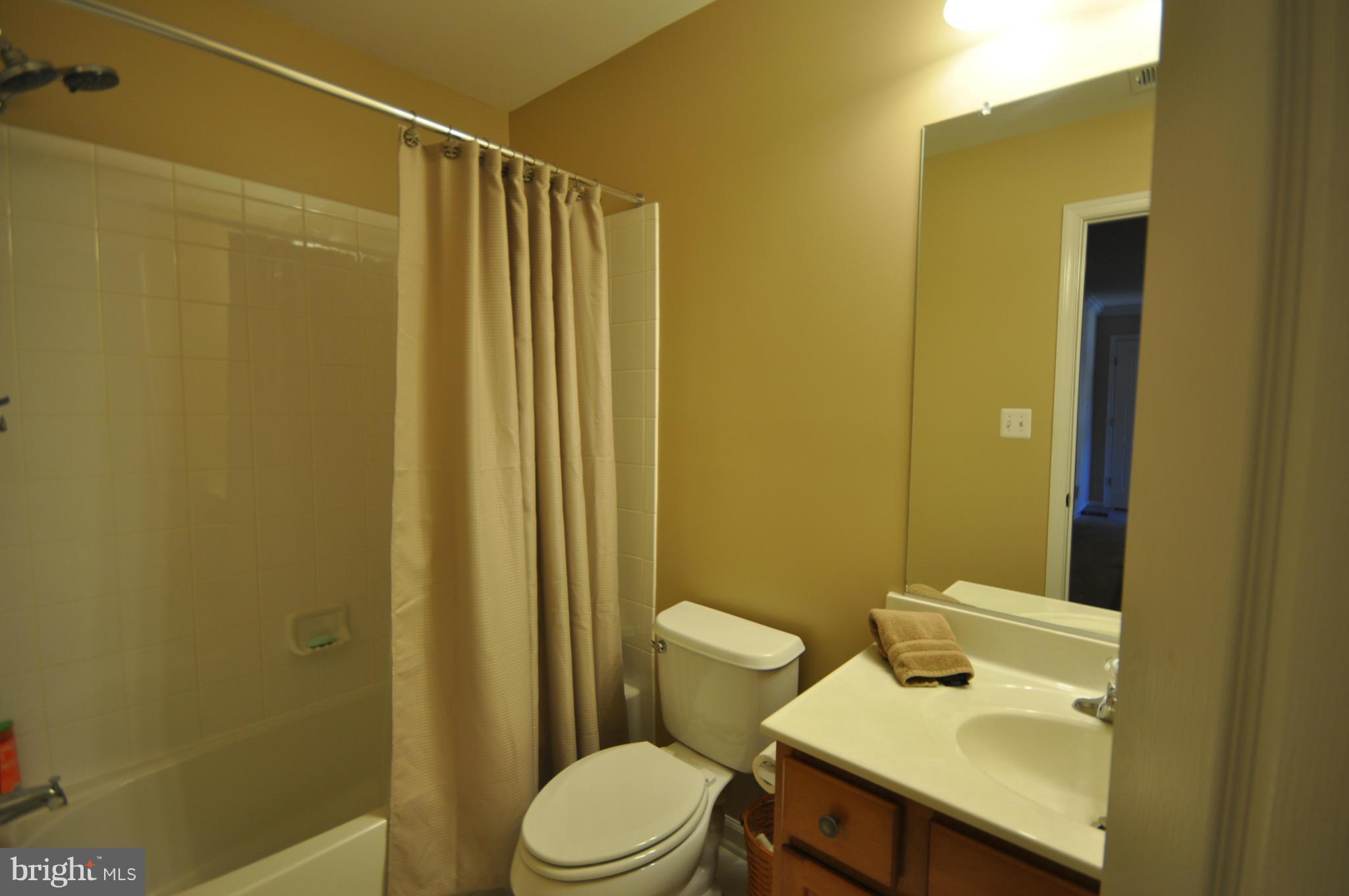 BARNES - Residential