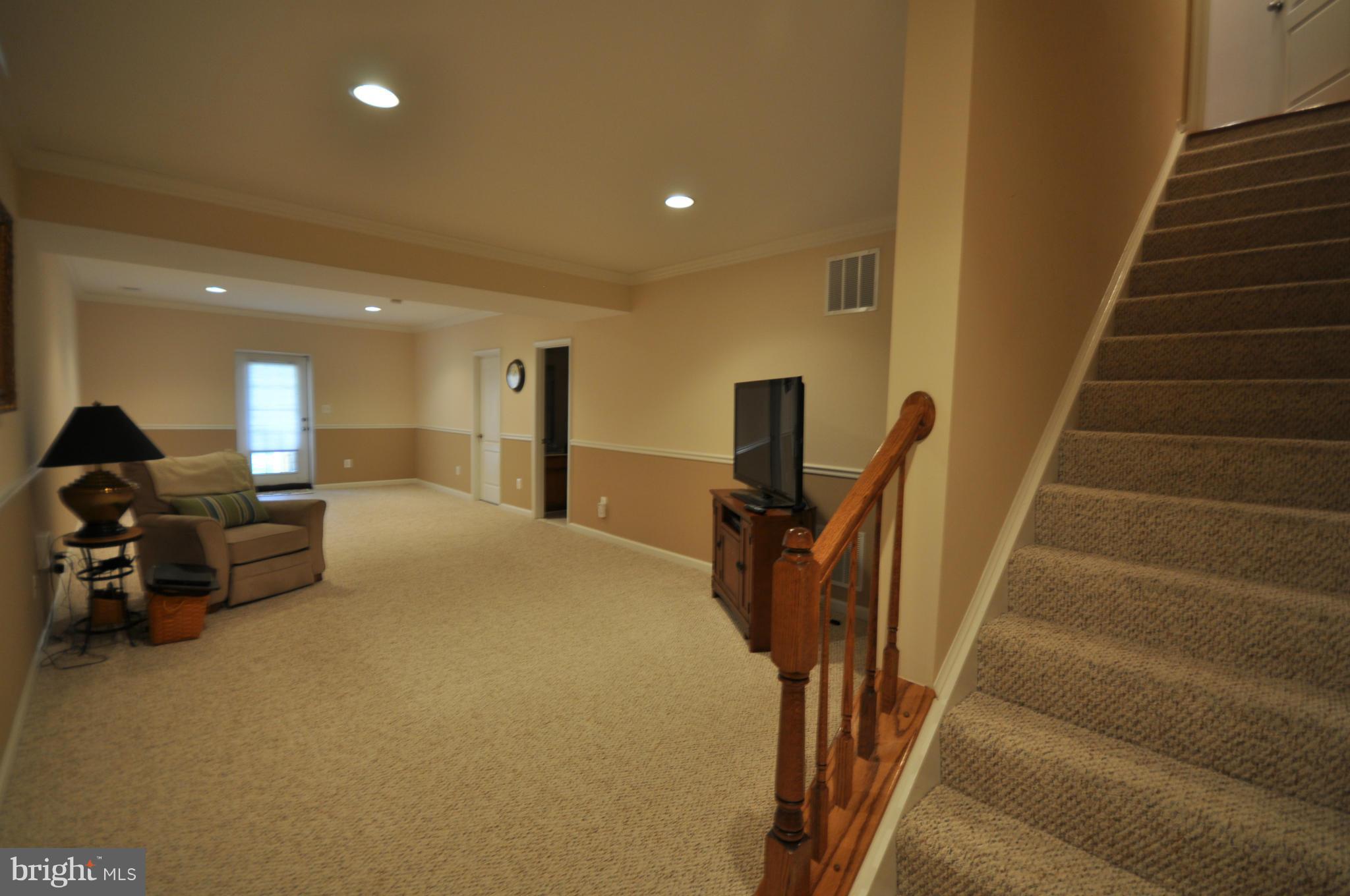 BARNES - Residential