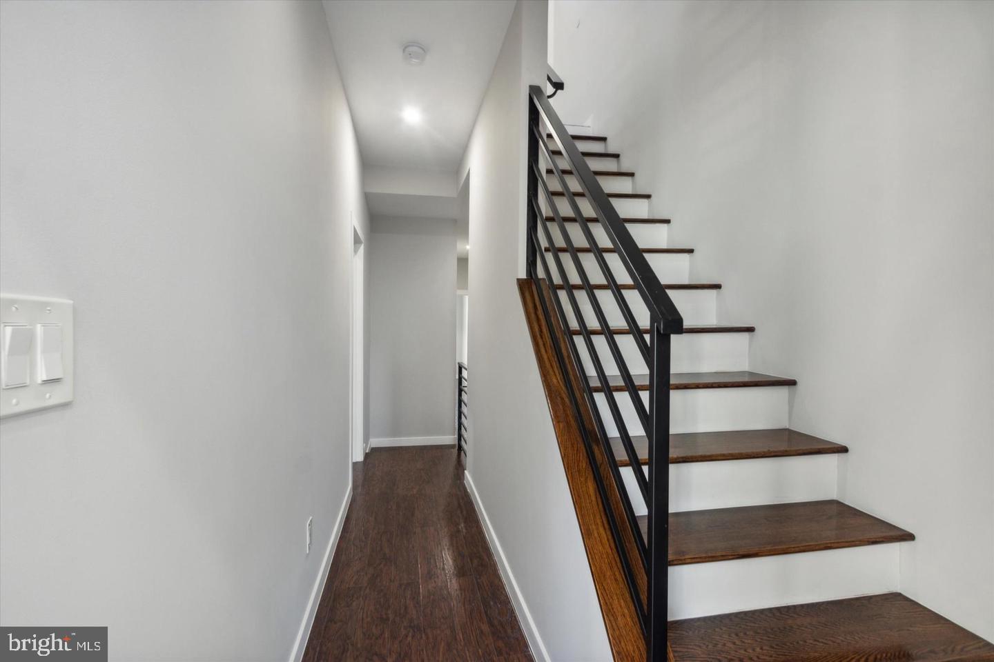 STRAWBERRY MANSION - Residential