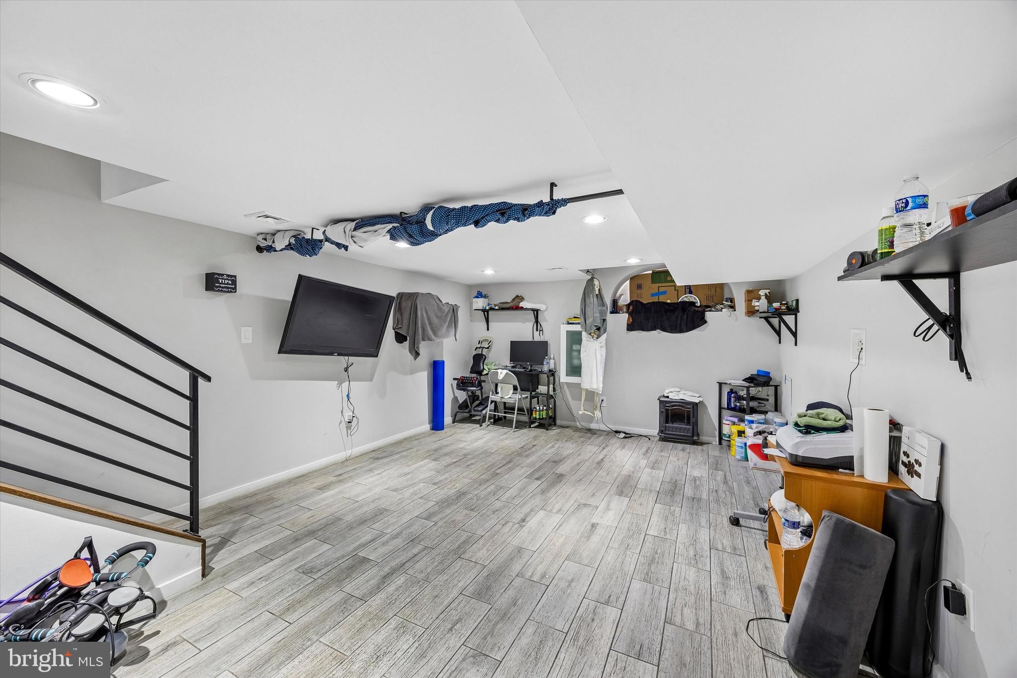 STRAWBERRY MANSION - Residential